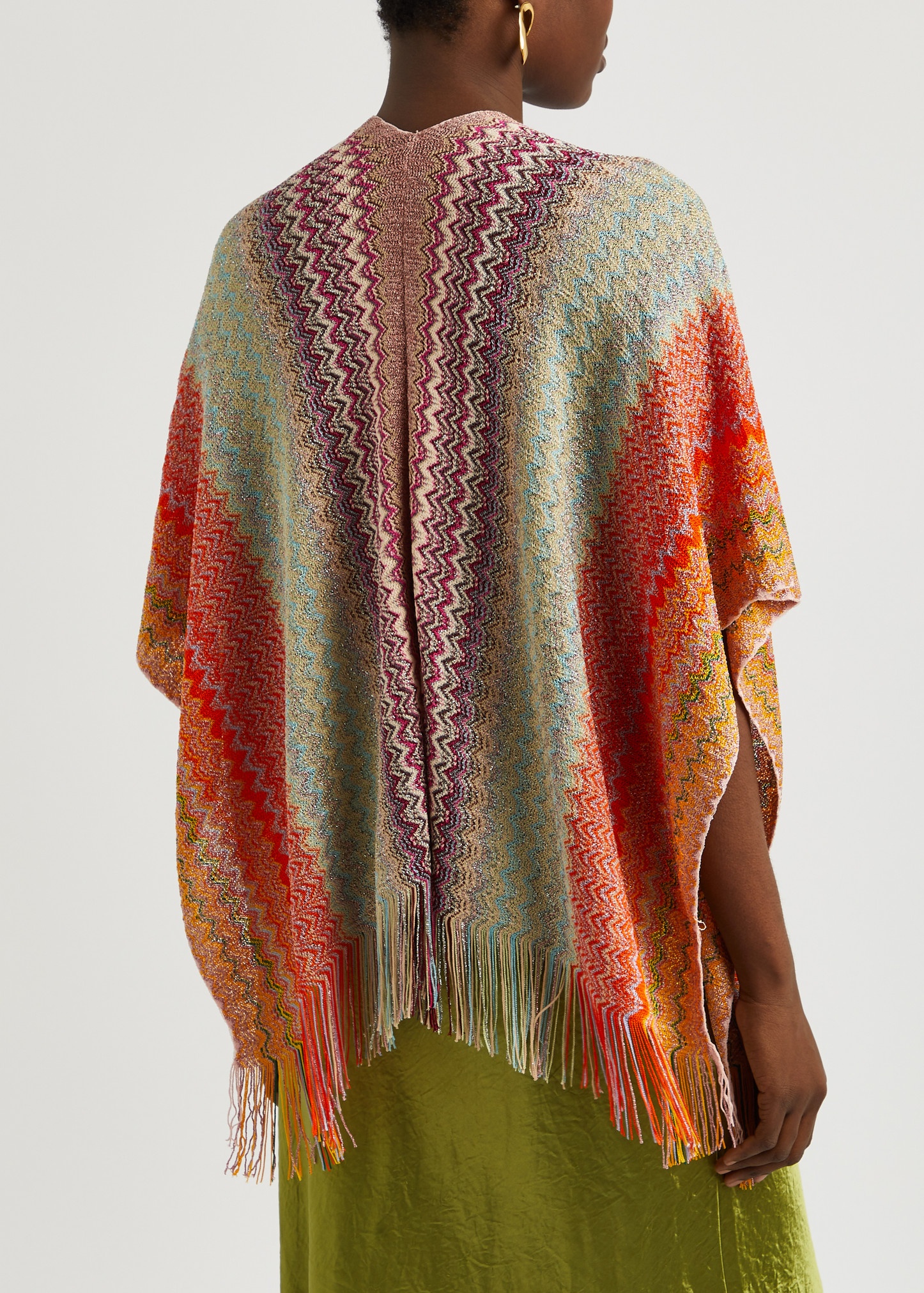 Zigzag-intarsia metallic-knit shawl - 3