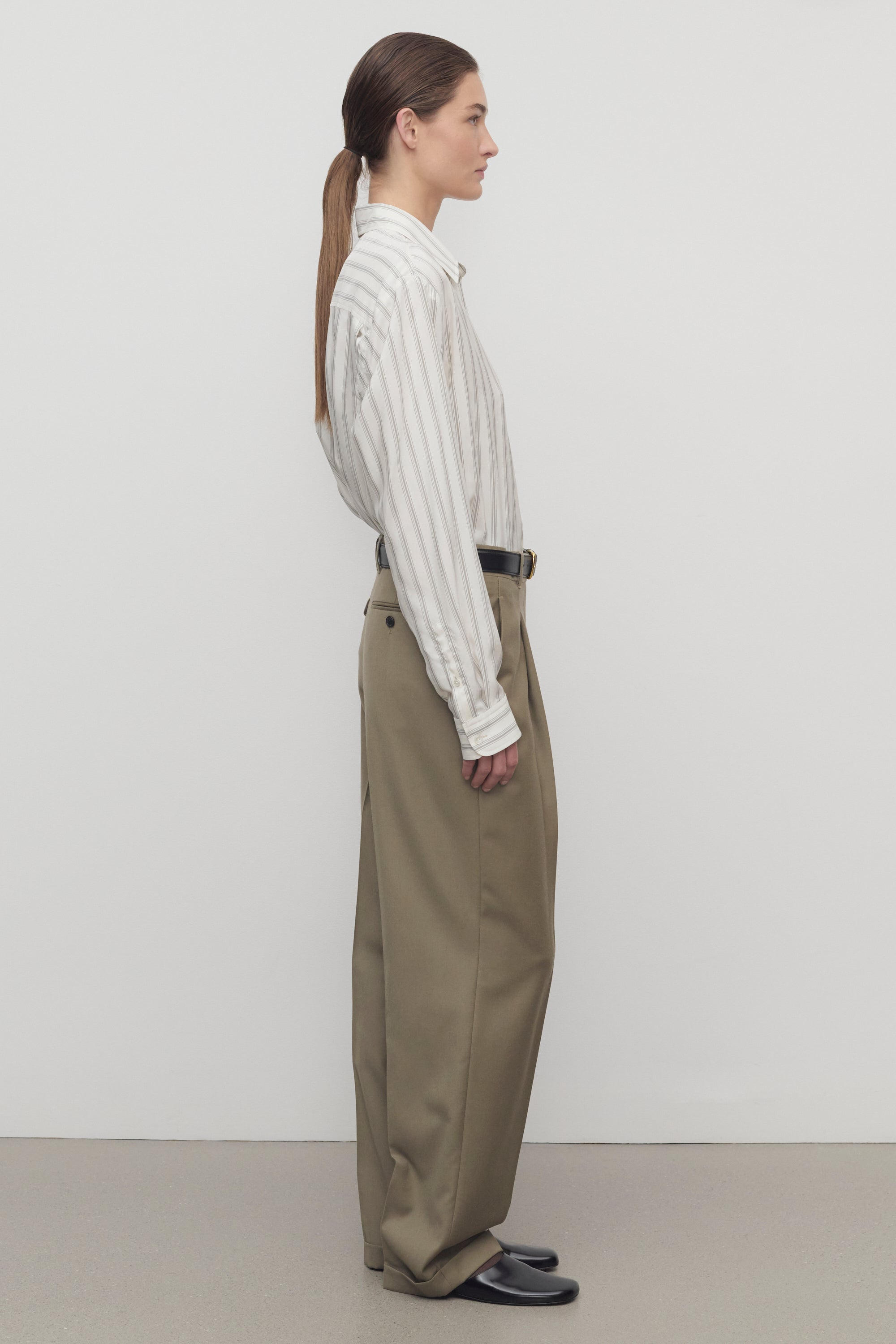 Sorina Pant in Virgin Wool - 4