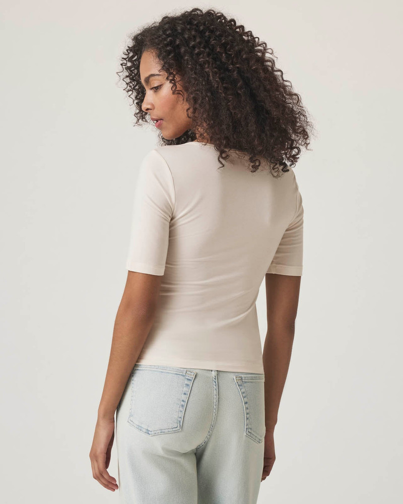 Splendid Yasmina Ruched Tee outlook