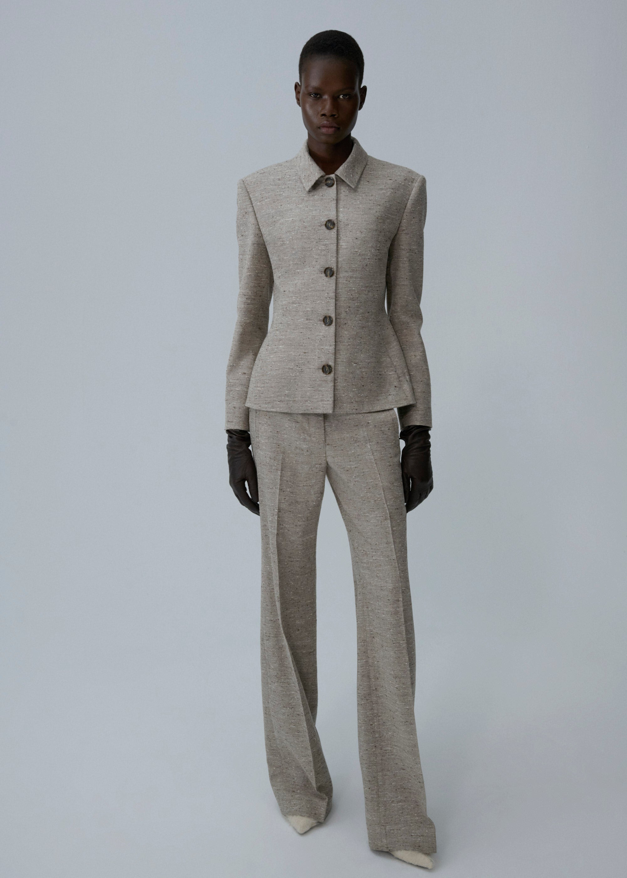 Classic button-up blazer in beige melange - 3