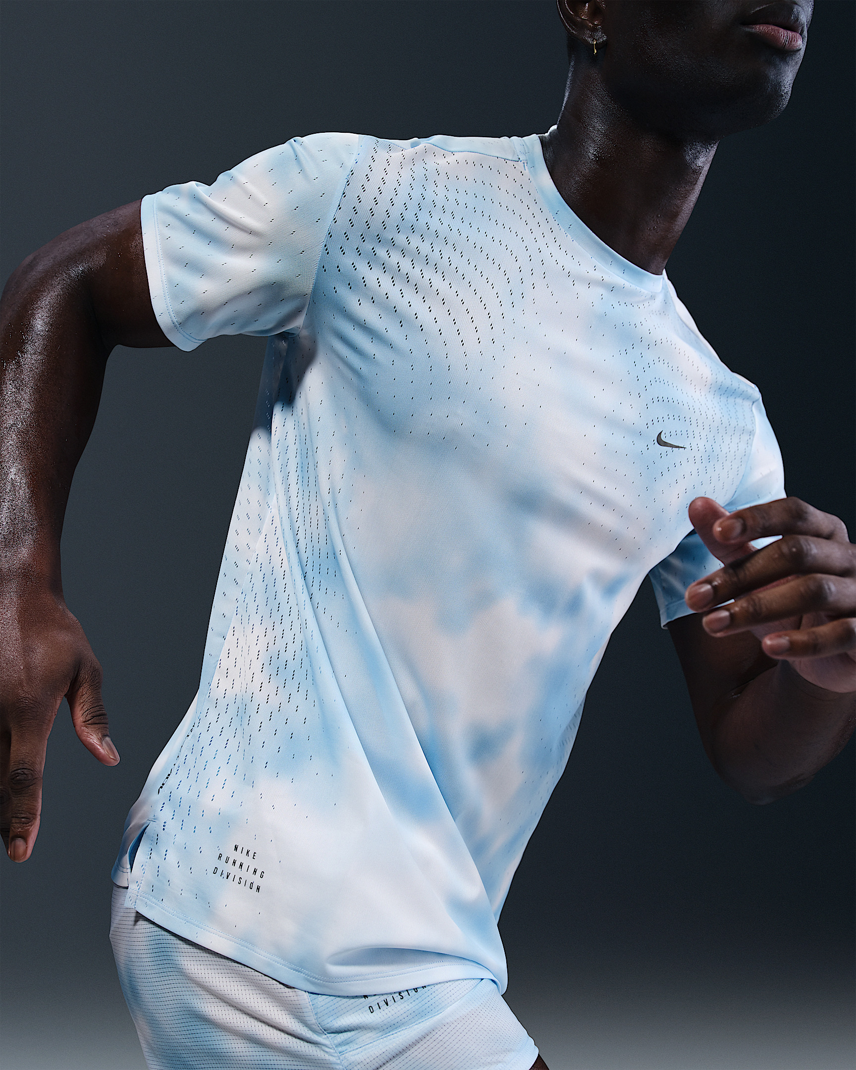 Nike Running Division Breathe Men's Dri-FIT ADV Short-Sleeve Running Top - 3