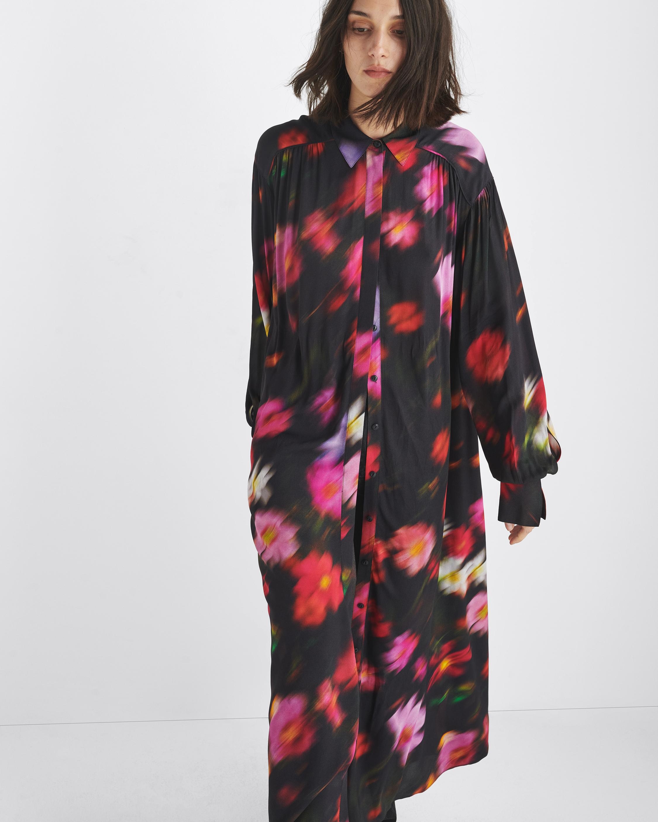 Aubrey Floral Crepe Dress
Maxi - 2