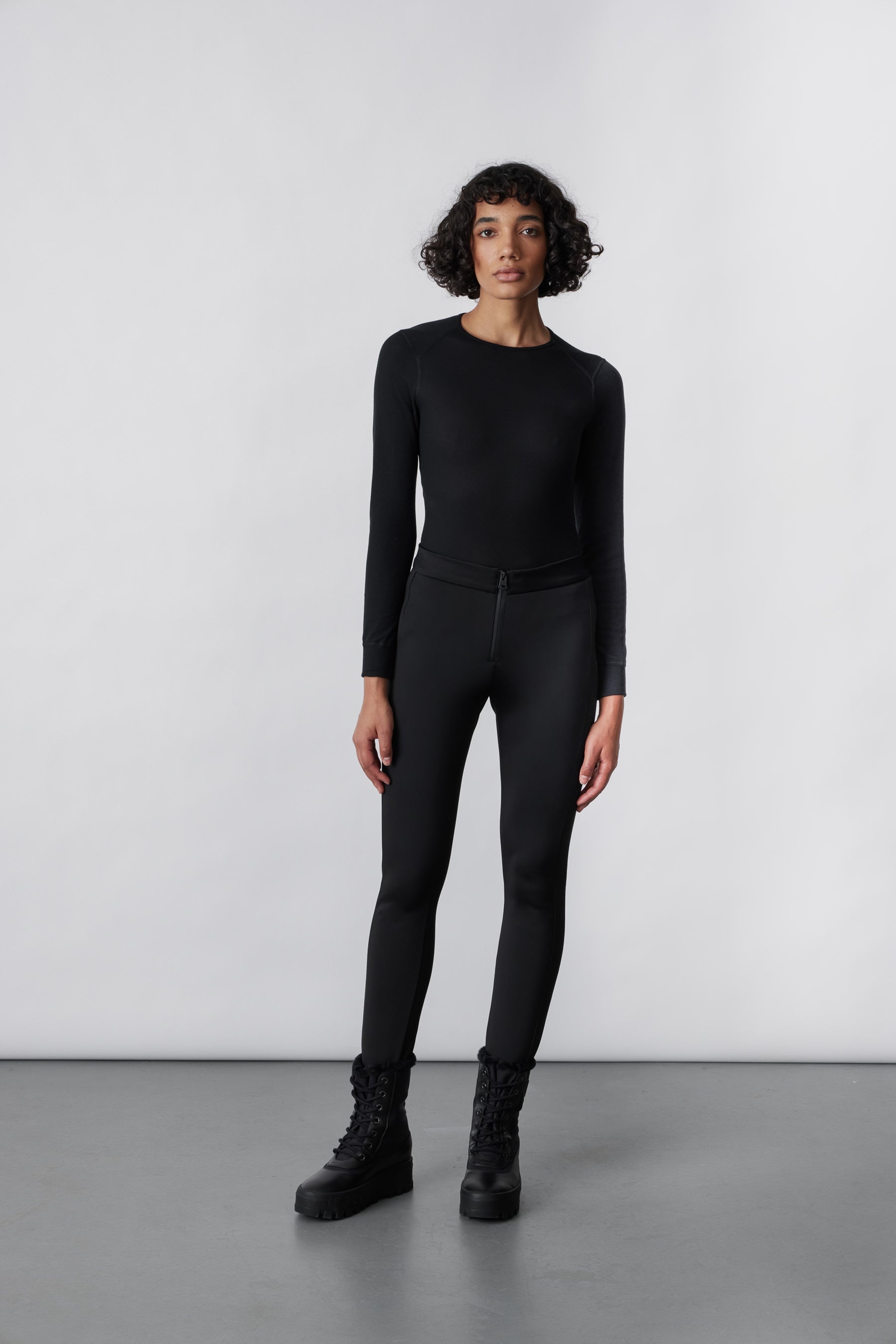 Shawna, Techno fleece ski suit with articulated sleeves and knees