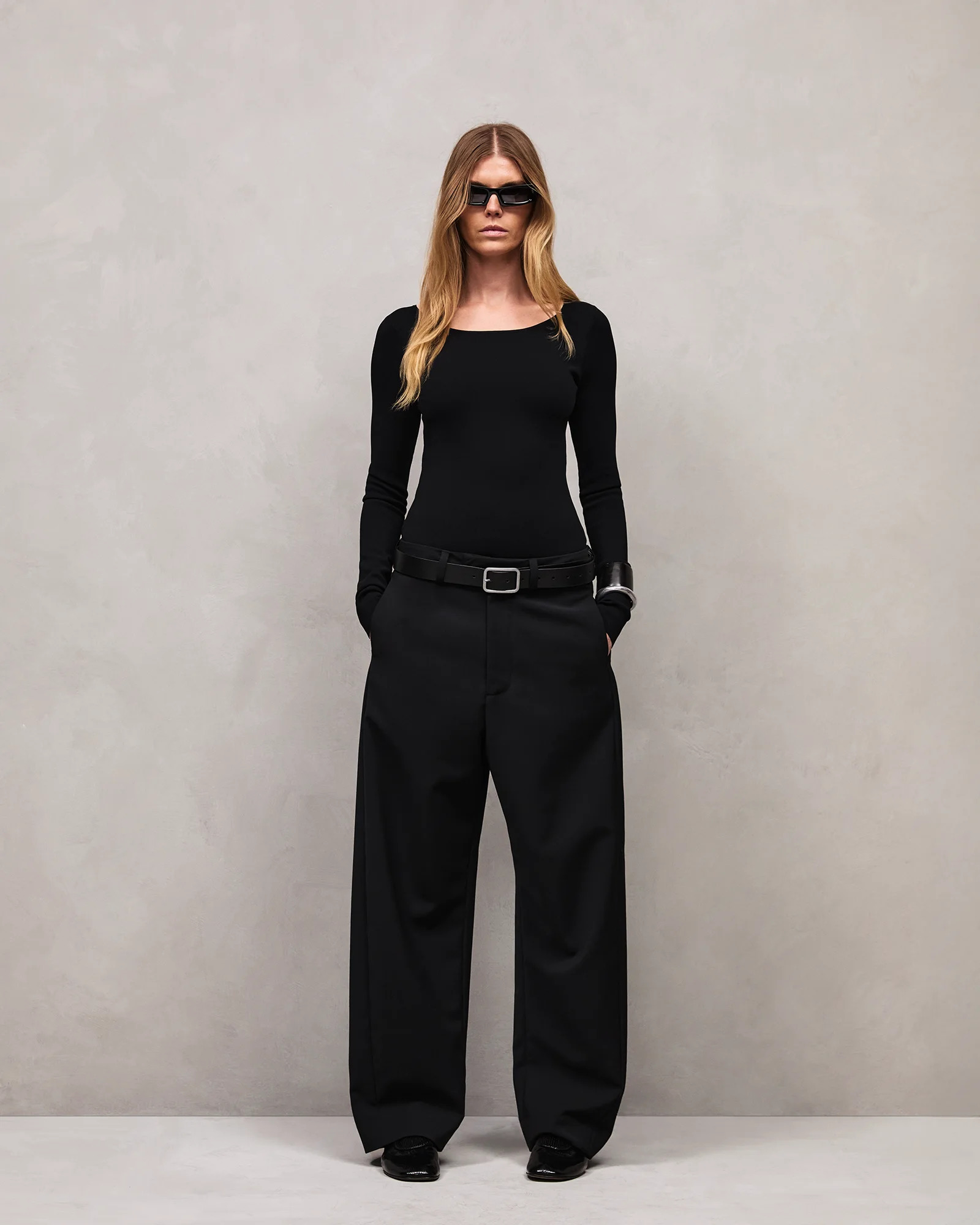 SCOOP NECK BODYSUIT BLACK - 3