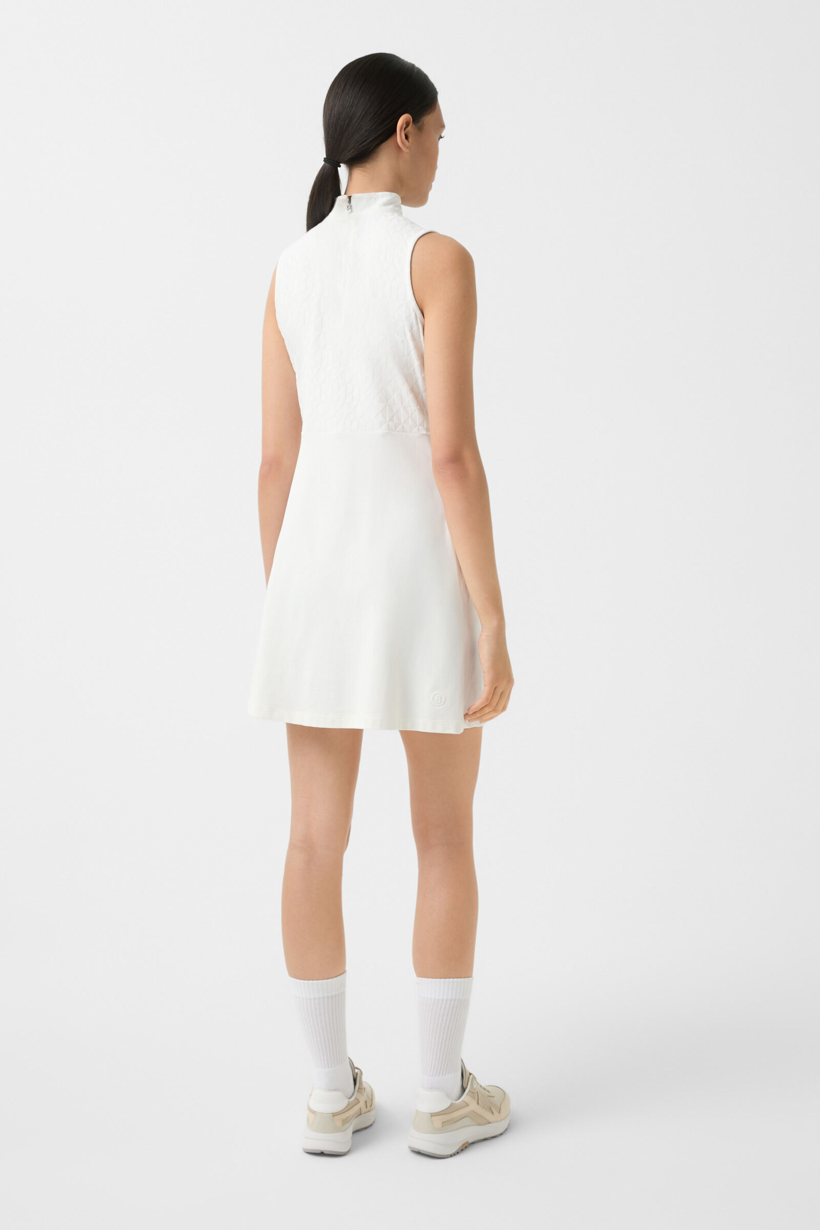 Vivi dress in Off-White - 3