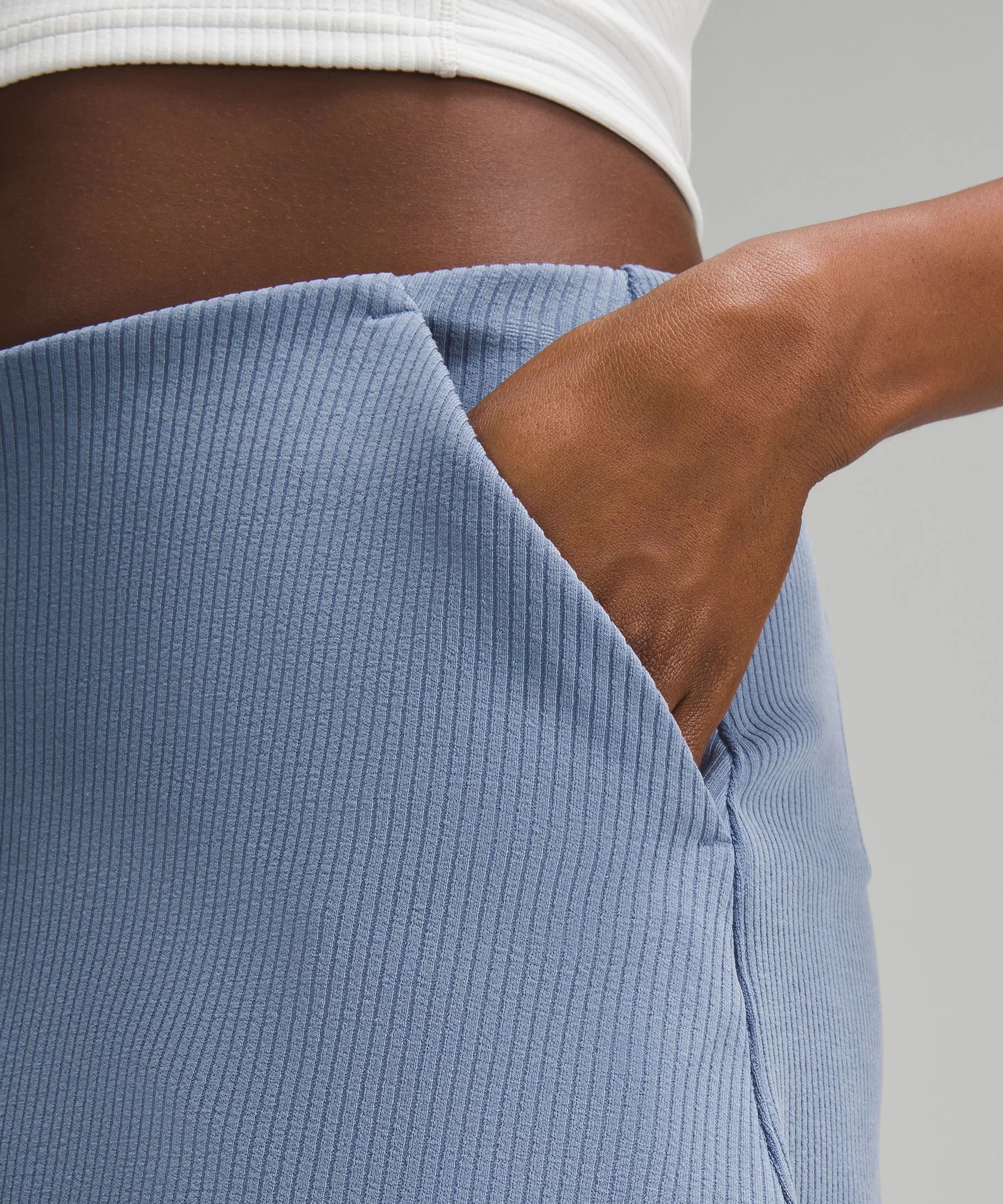 Ribbed Softstreme High-Rise Short 2" - 4