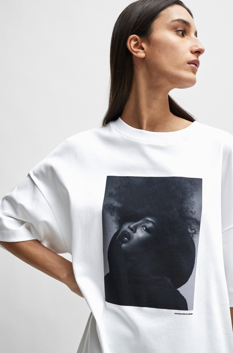 NAOMI X BOSS INTERLOCK-COTTON T-SHIRT WITH DROPPED SHOULDERS 5
