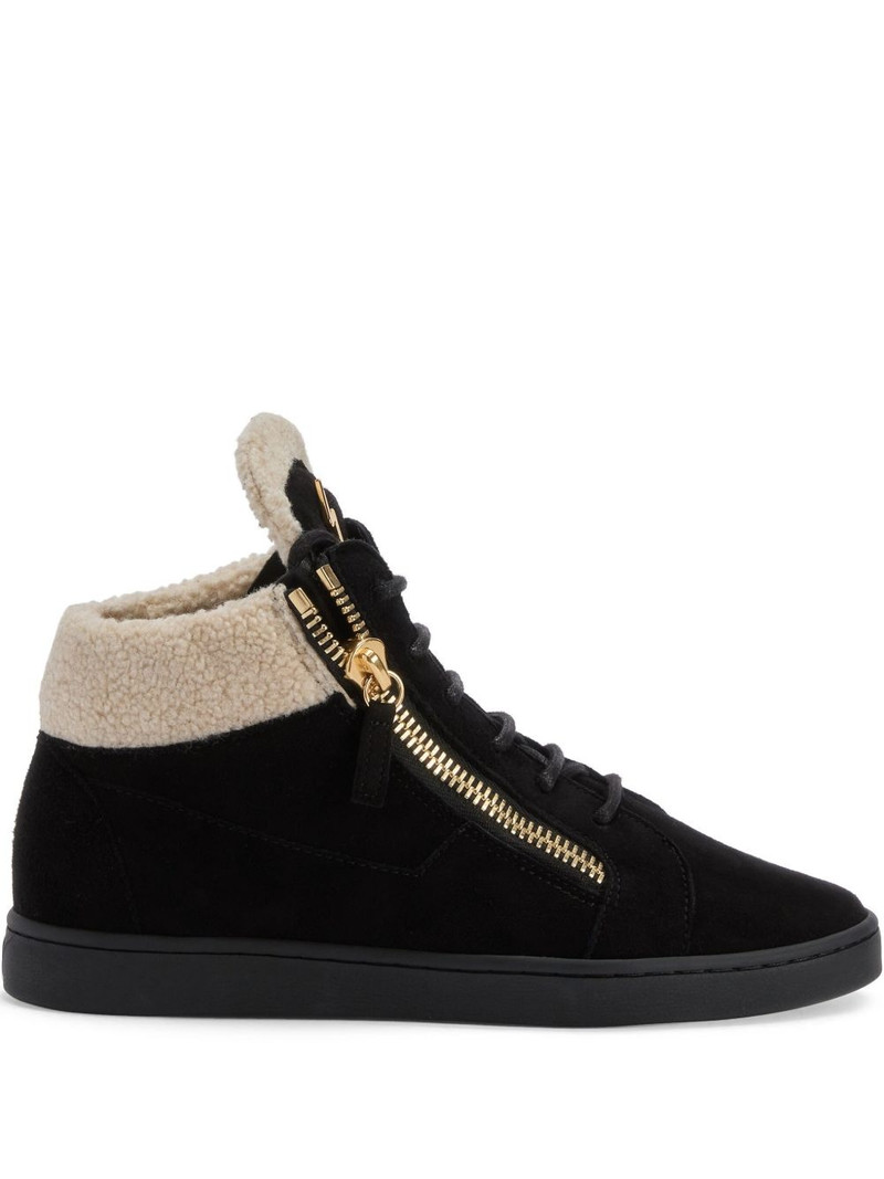 Kriss trainers 1
