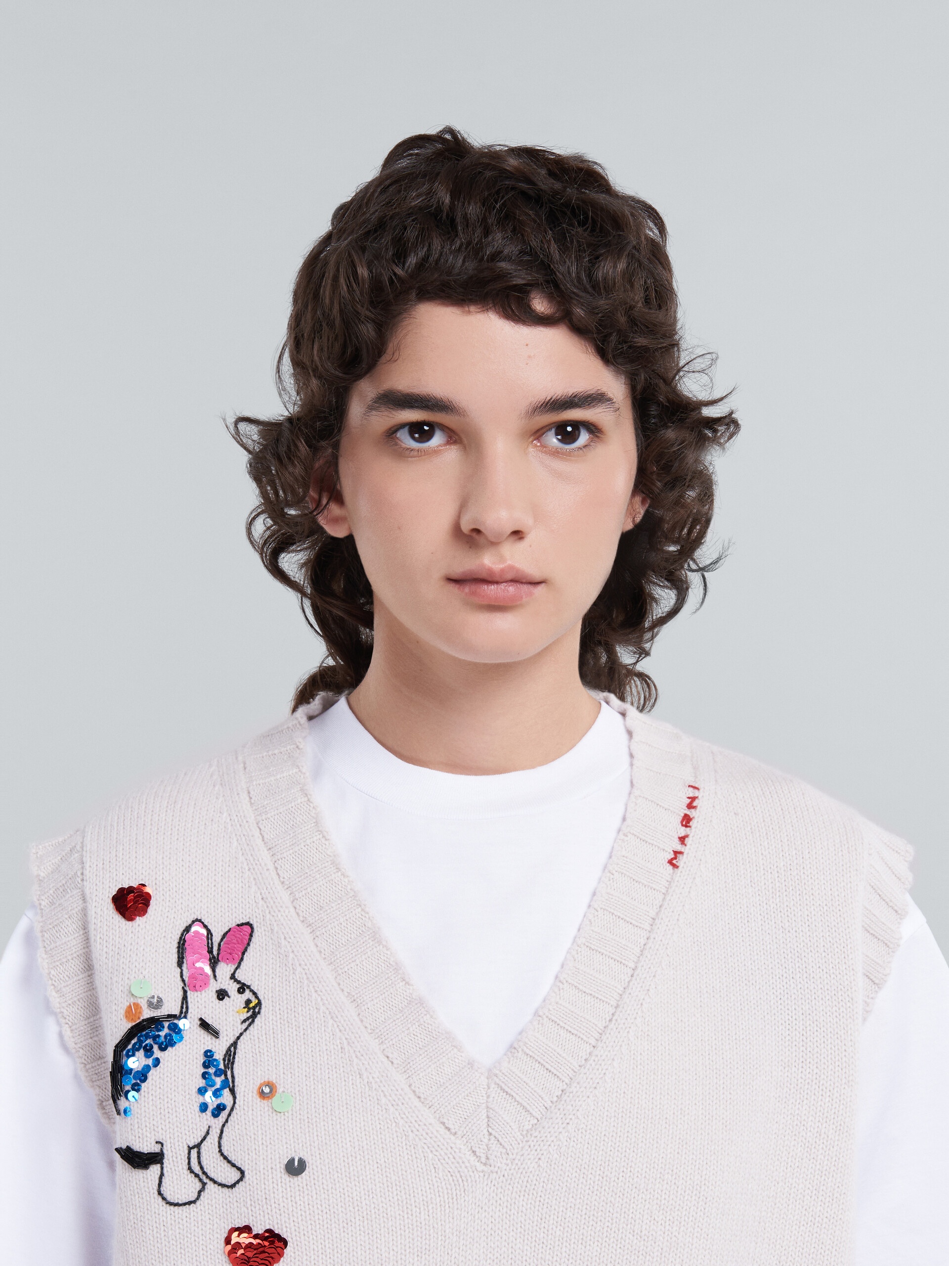 SWEATER VEST WITH RABBIT EMBROIDERY - 4