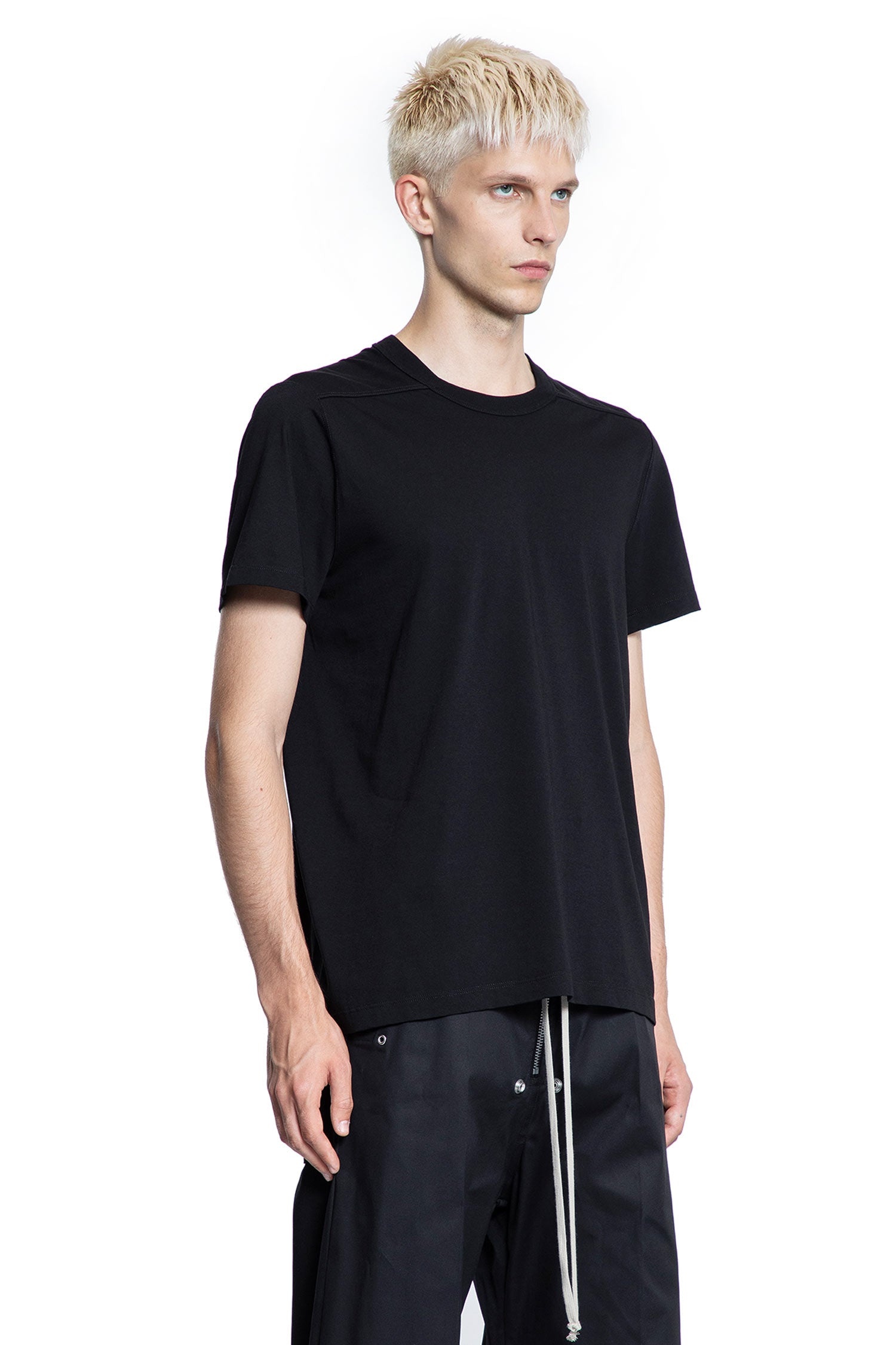 Forever-Short-Level-T-In-Classic-Cotton-Jersey - 2