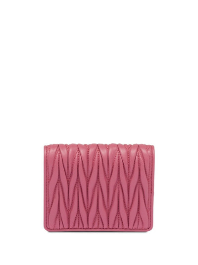 Miu Miu logo-plaque matelassé wallet outlook