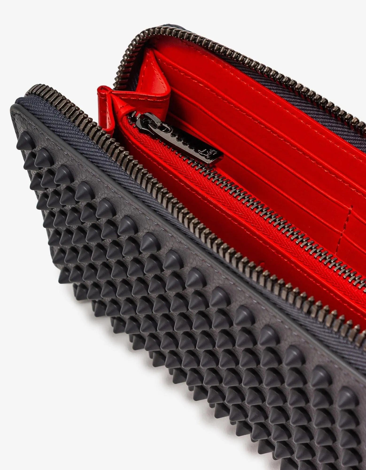 Christian Louboutin Panettone Smoky Grey Grain Leather Spikes Wallet - 5