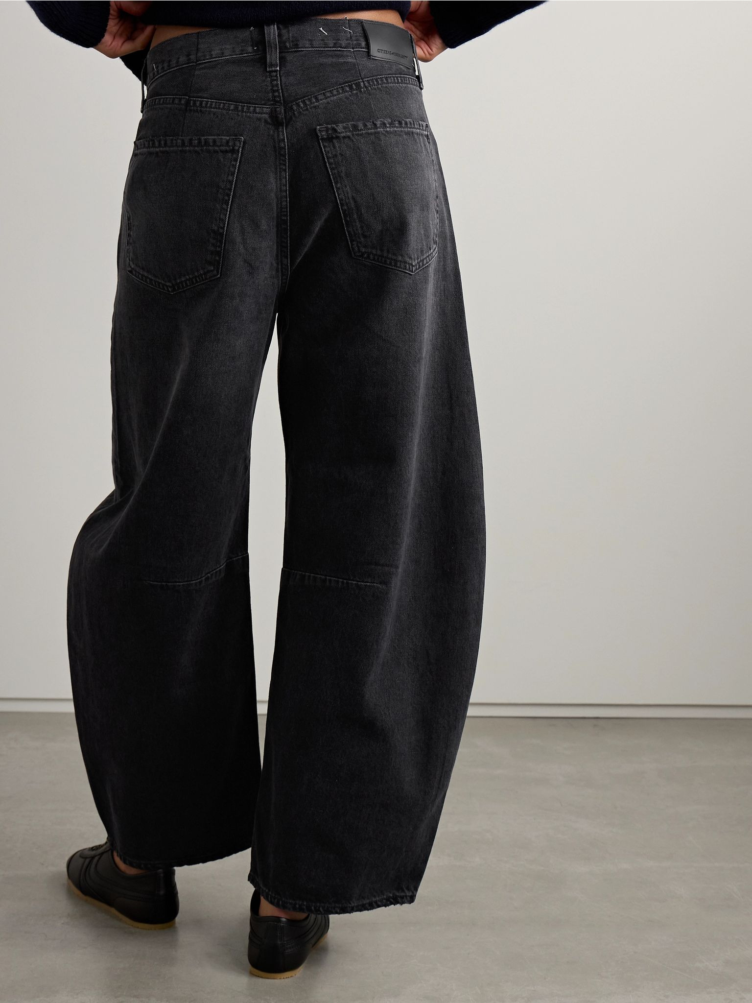 Horseshoe high-rise barrel-leg jeans Black - 3