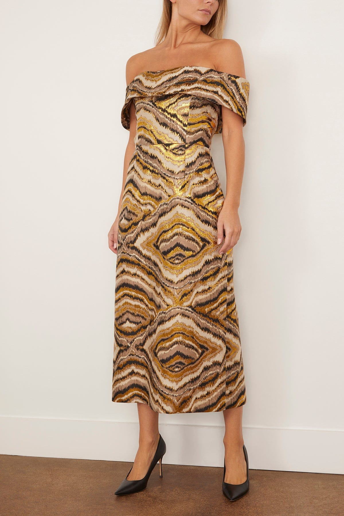 Gloria Jacquard Off The Shoulder Midi Dress in Metallic Woodgrain - 3