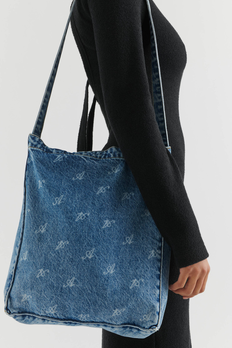 Axel Arigato Dune Script A Denim Bag outlook