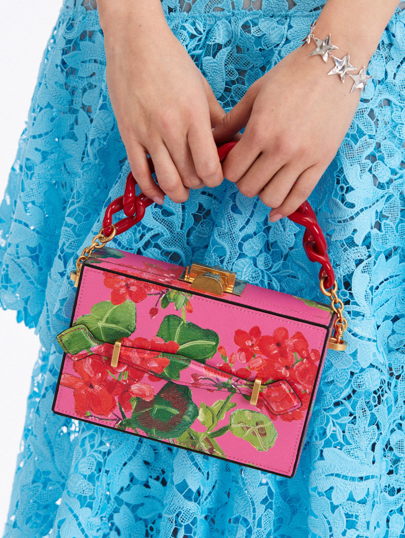 Oscar de la Renta GERANIUM PRINTED ALIBI MINAUDIERE outlook