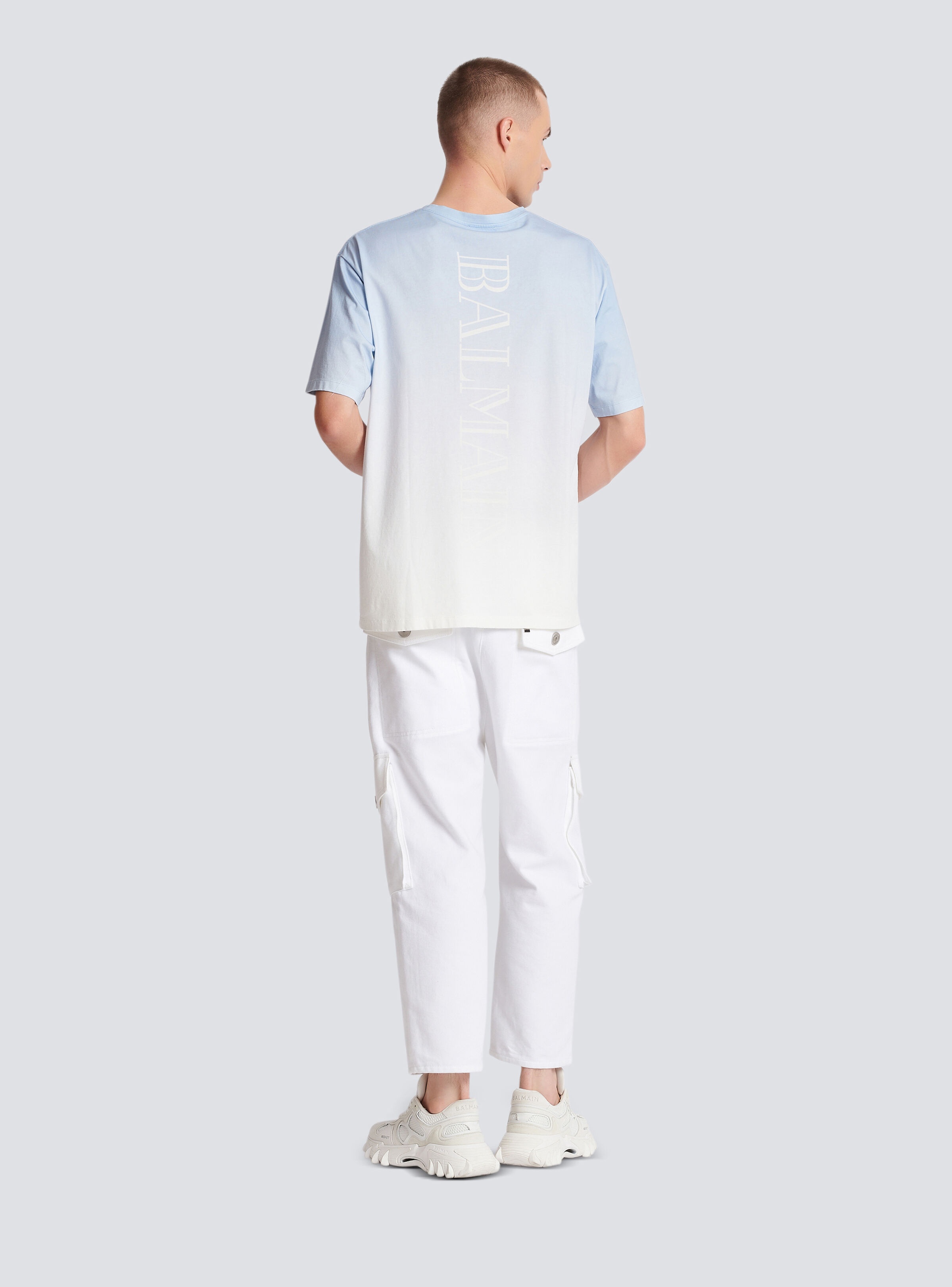 Gradient T-shirt with rubber patch - 4