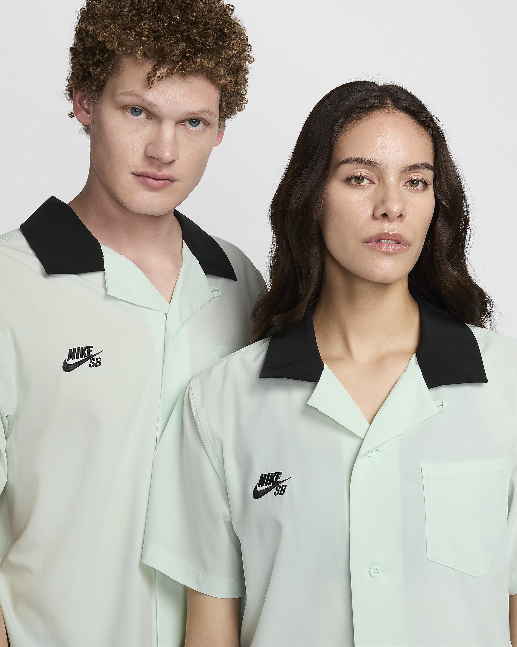 Nike SB Short-Sleeve Button-Up Skate Bowler Shirt - 3