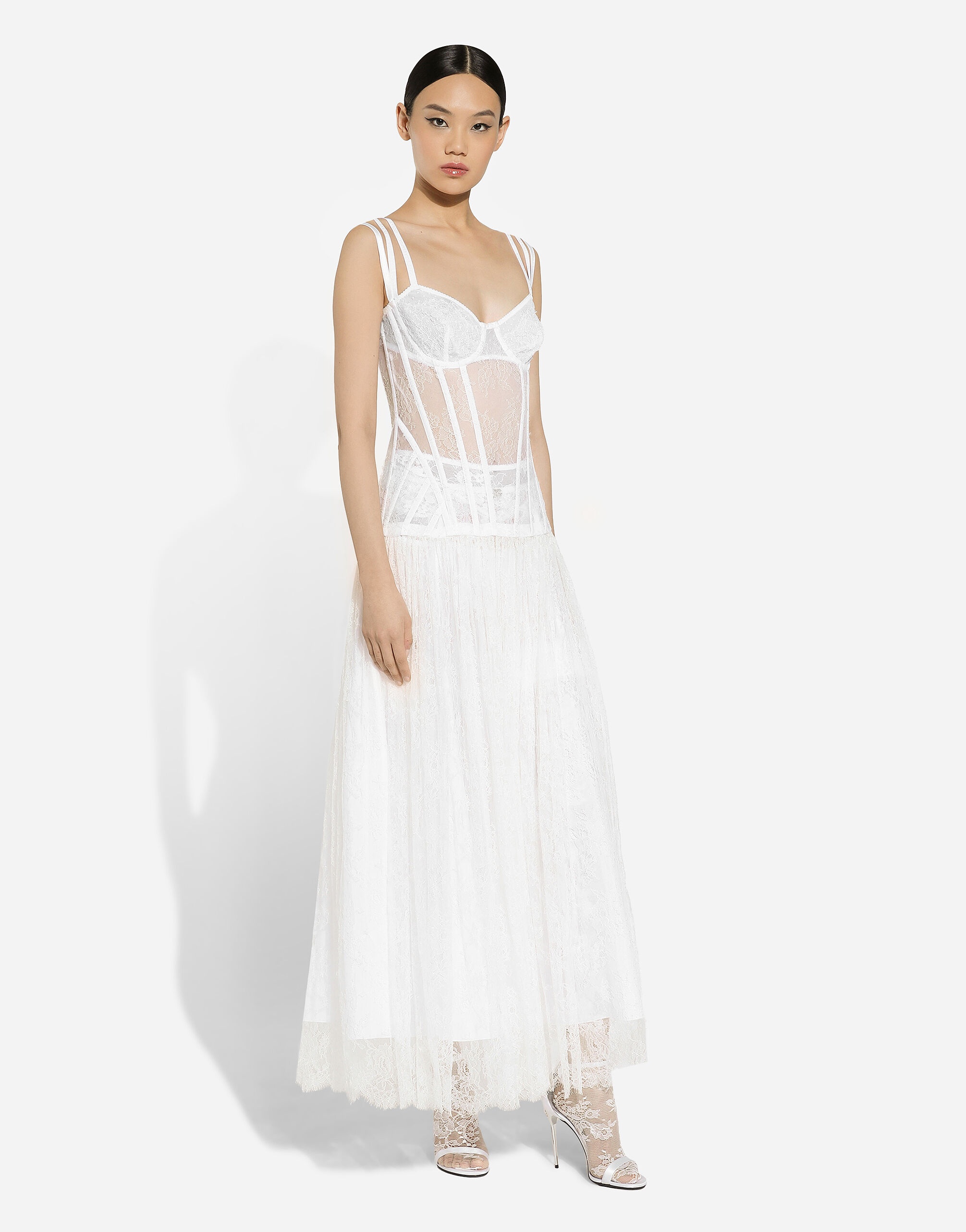 Long lace dress with corset detailing - 8