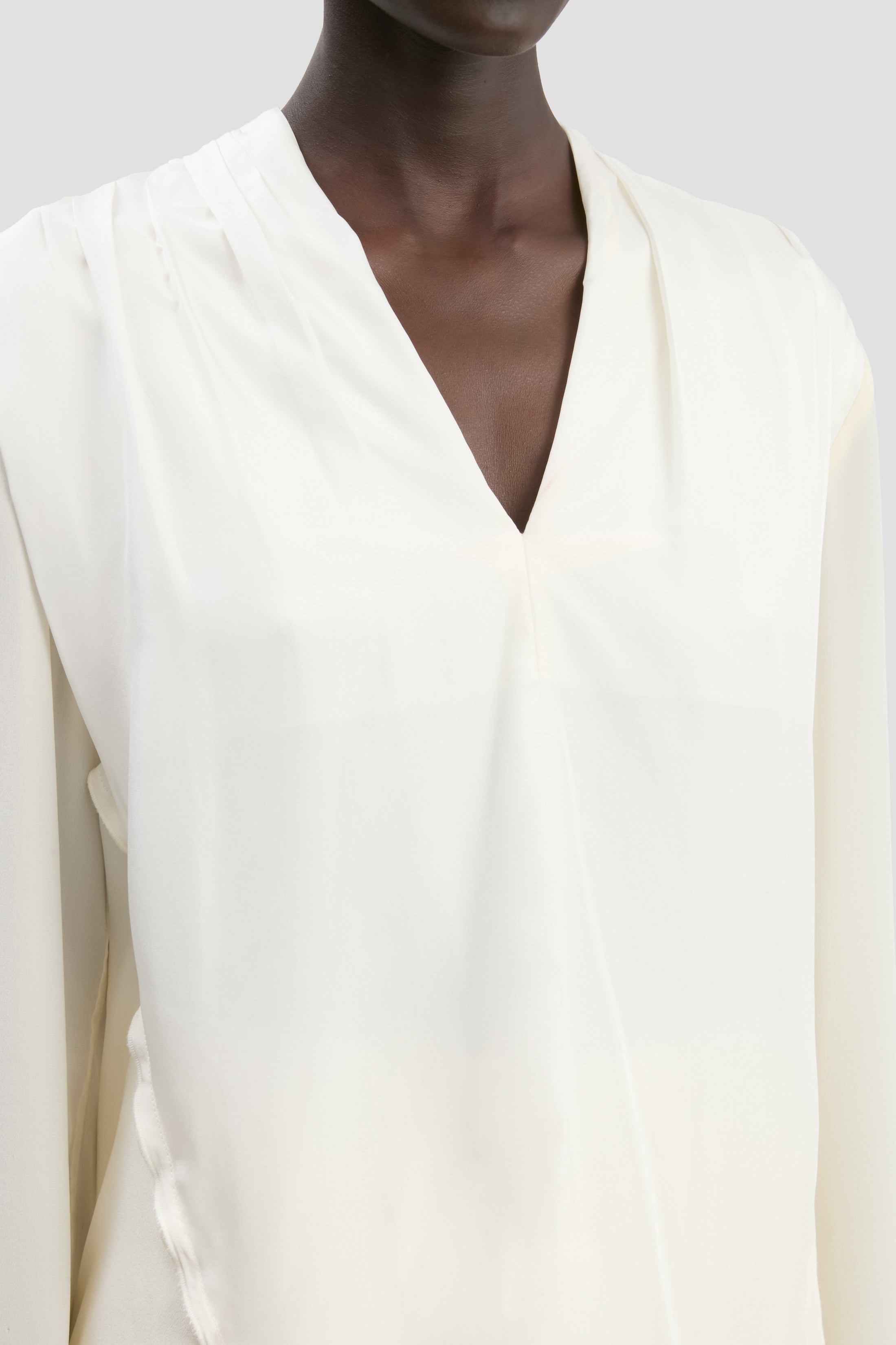 V-Neck Gathered Top In Ivory - 4