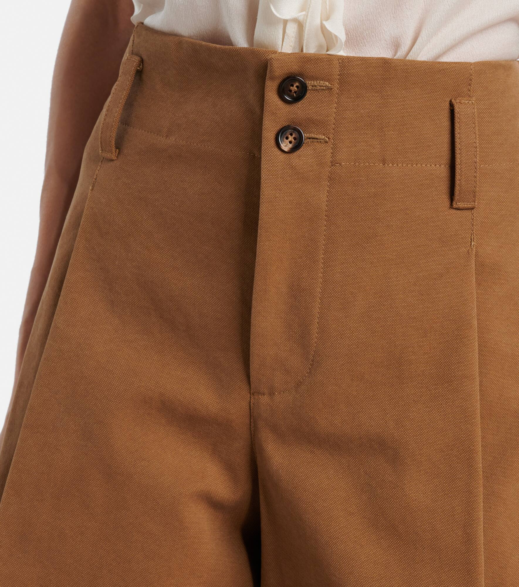 Pleated cotton canvas Bermuda shorts - 4