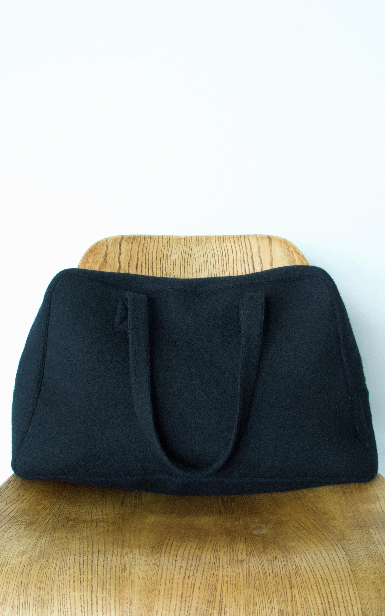 Jacques Wool Zipper Duffle Bag black - 3