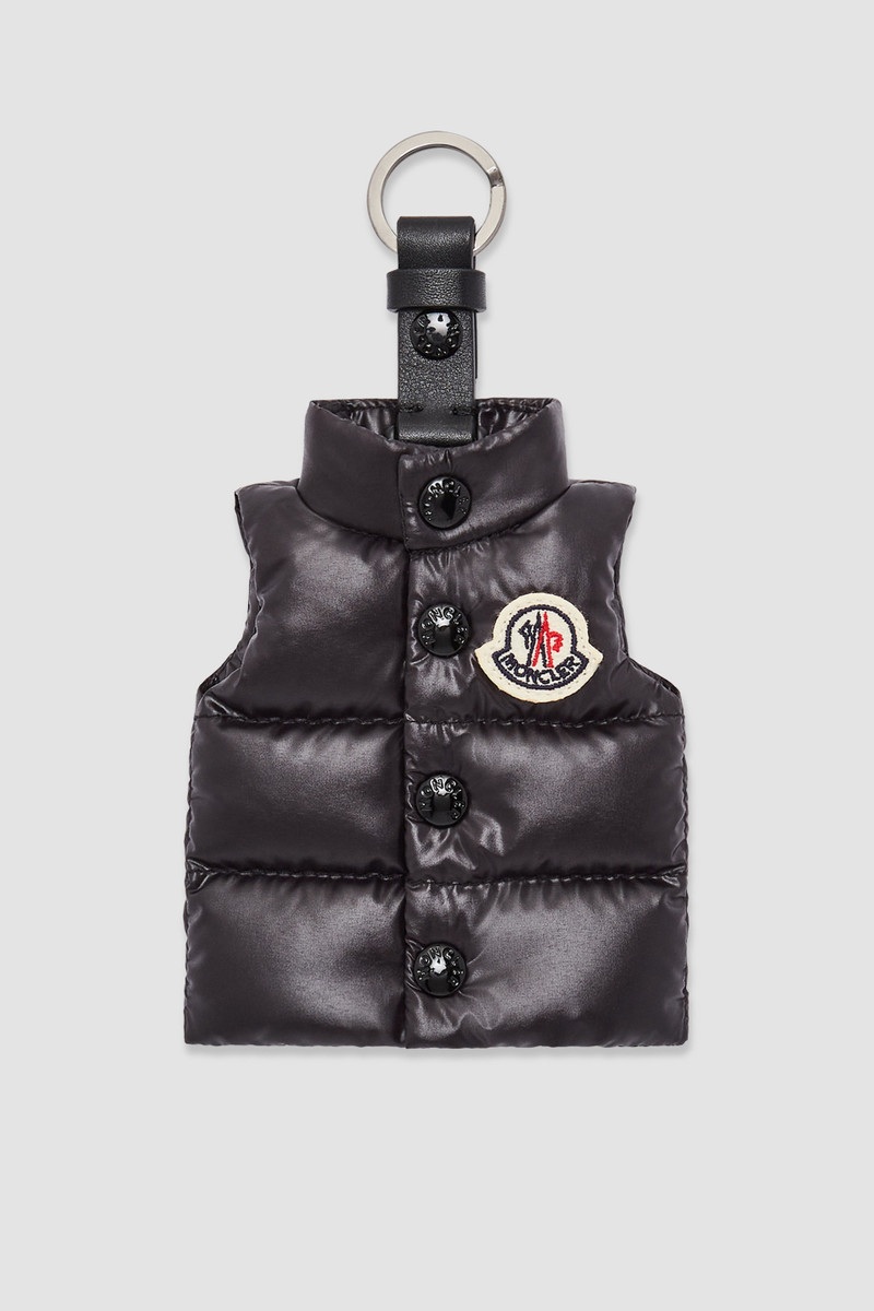 Vest-Shaped Key Ring 1