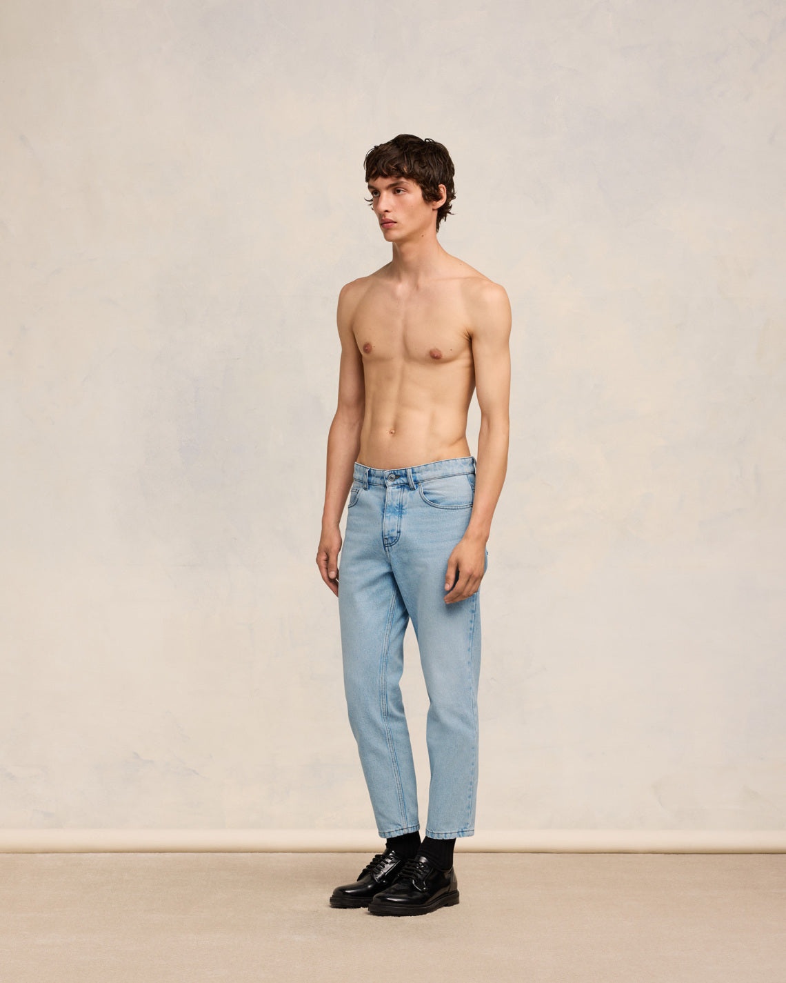 TAPERED FIT JEANS - 6
