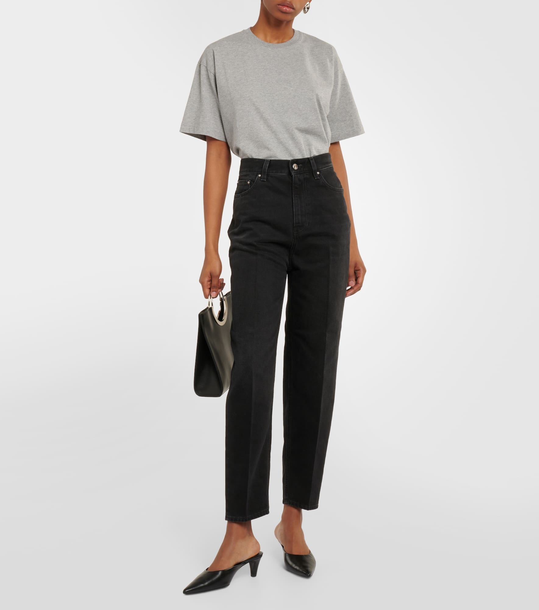 Mid-rise tapered jeans - 7