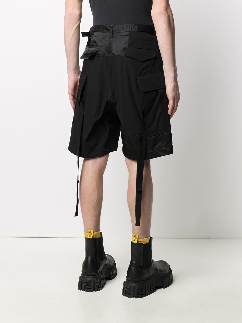 knee-length patchwork cargo shorts - 4