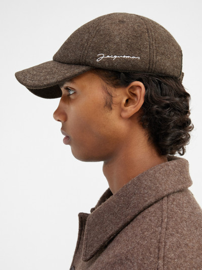 JACQUEMUS La casquette Jacquemus outlook