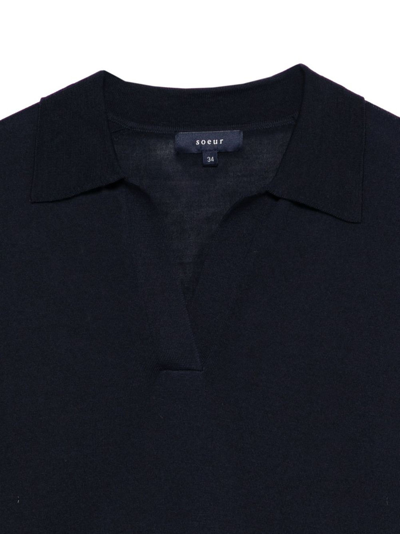 polo-neck sweater 3