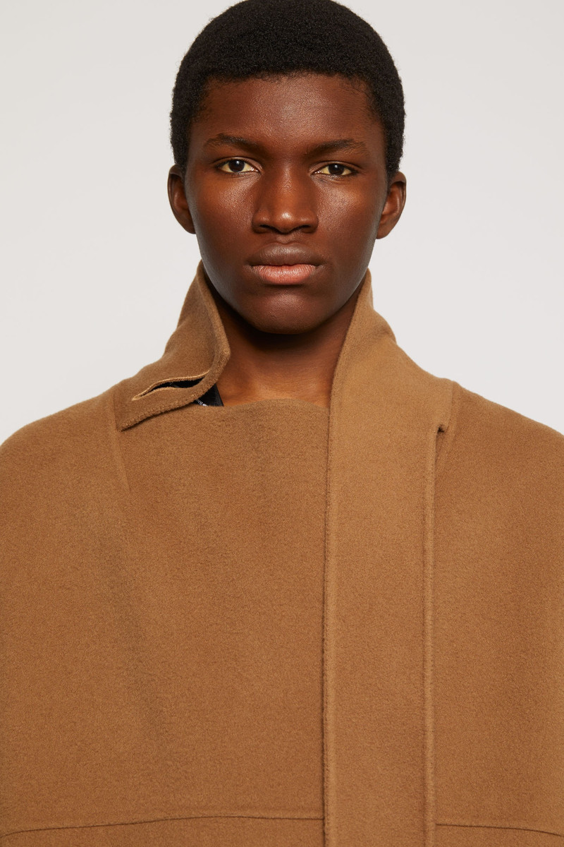 Scarf-collar wool poncho light camel 7