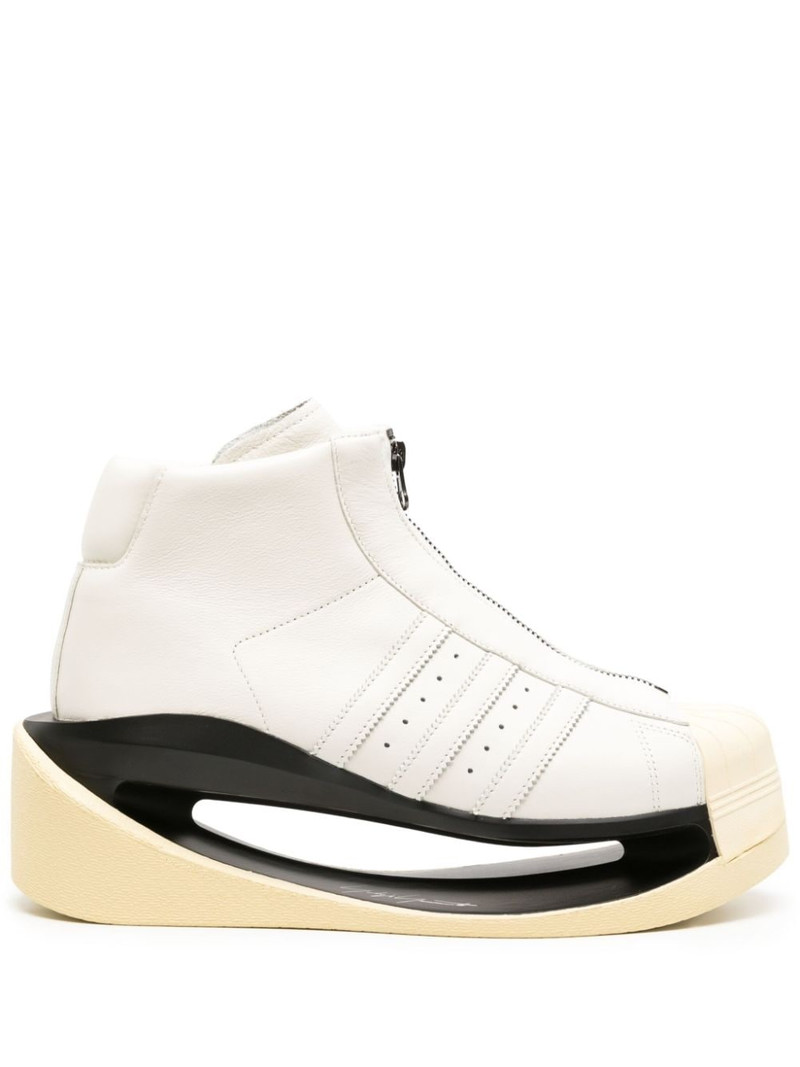 Gendo Pro cut-out boots 1