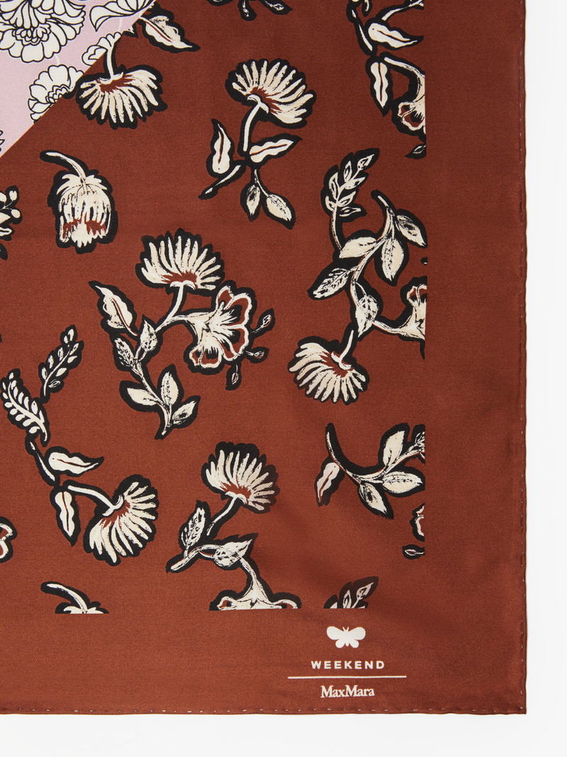 WEEKEND Max Mara ONESTO Silk twill scarf outlook