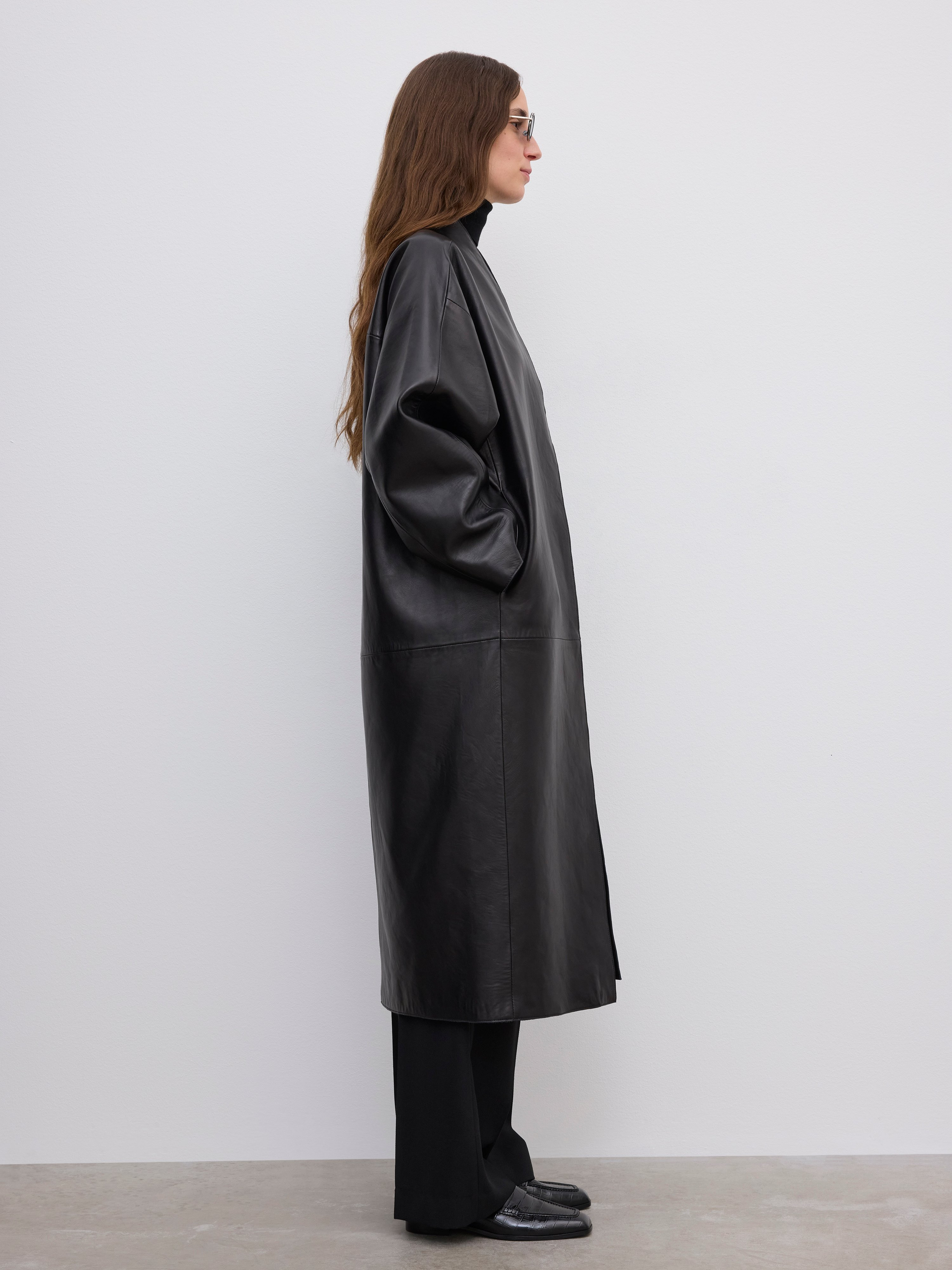 Leather coat - 4