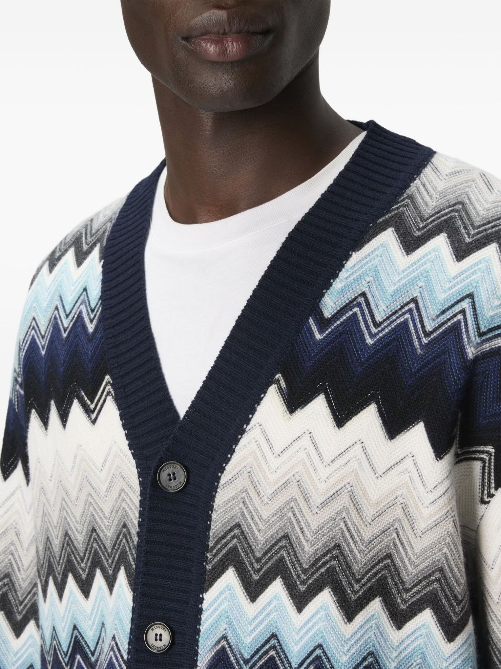 chevron-pattern cardigan - 4