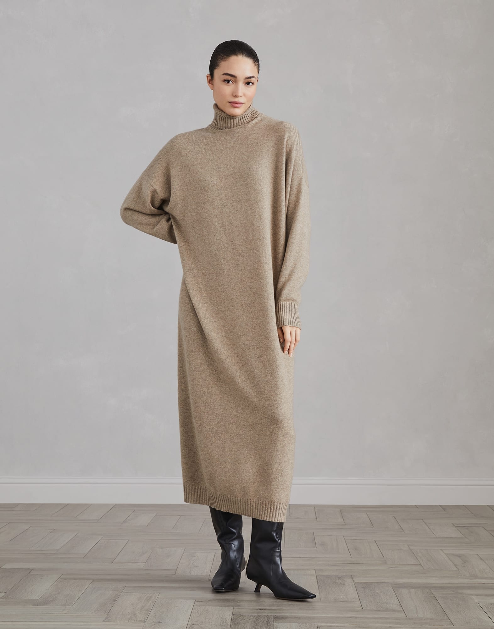 Cashmere knit dress with monili - 1