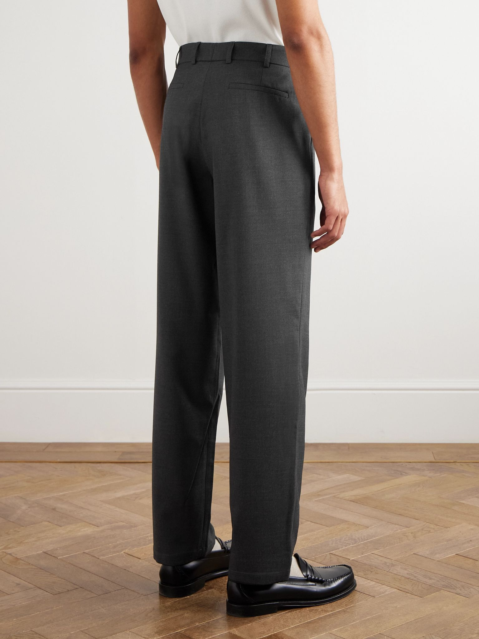 Straight-Leg Pleated Super 130s Wool Suit Trousers Gray - 4