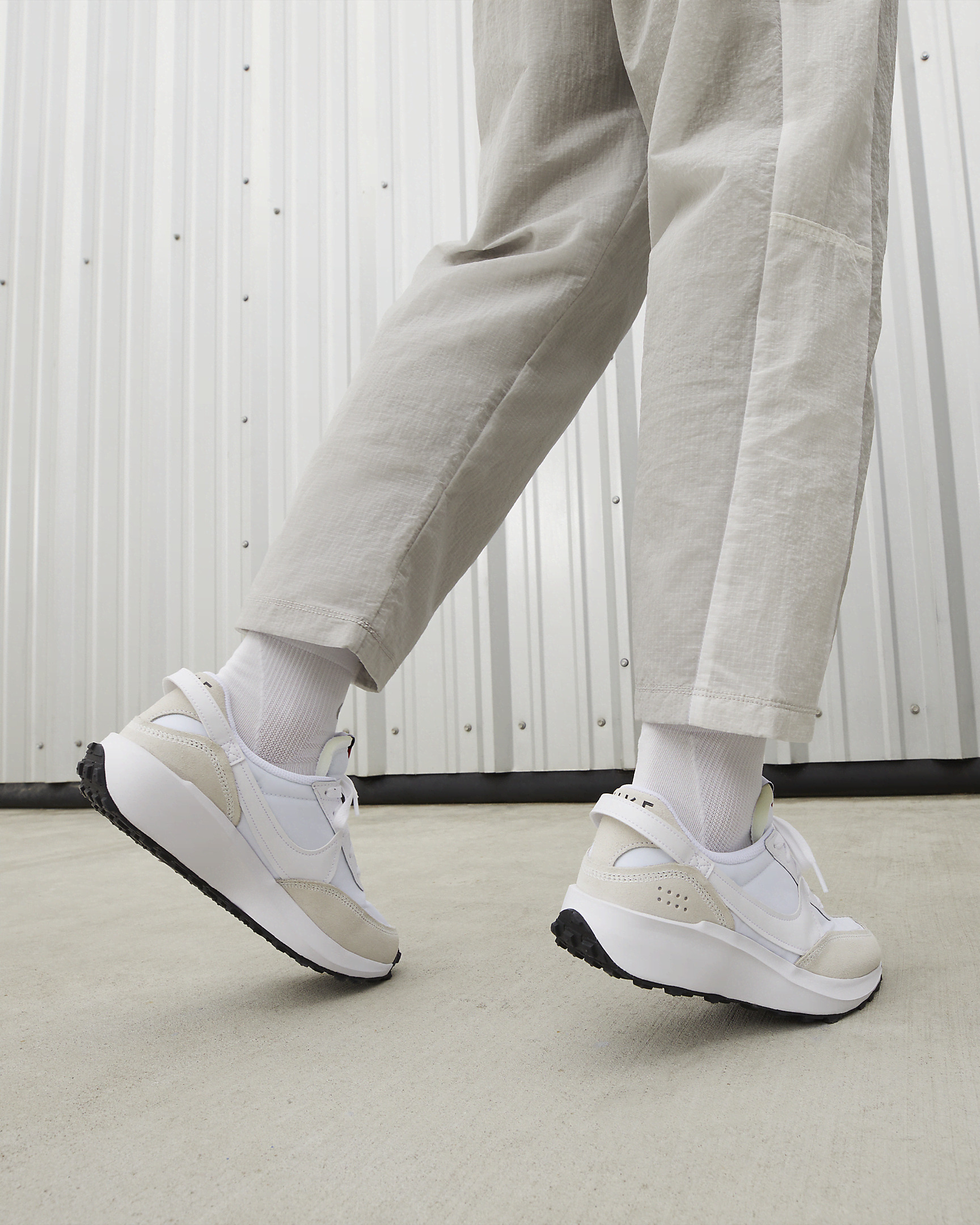 Nike Waffle Debut Women's Shoes - 2