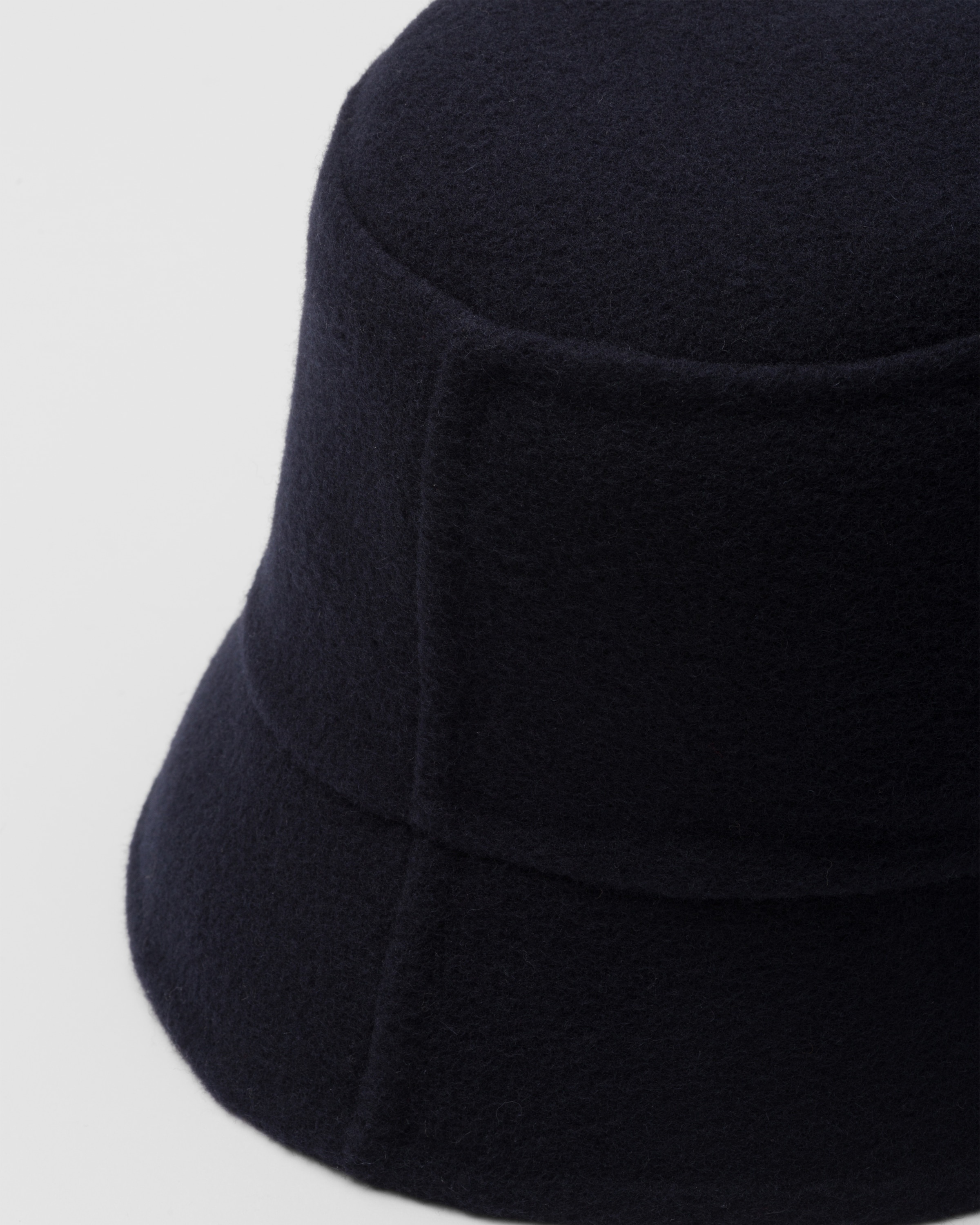 Velour cloth bucket hat - 3