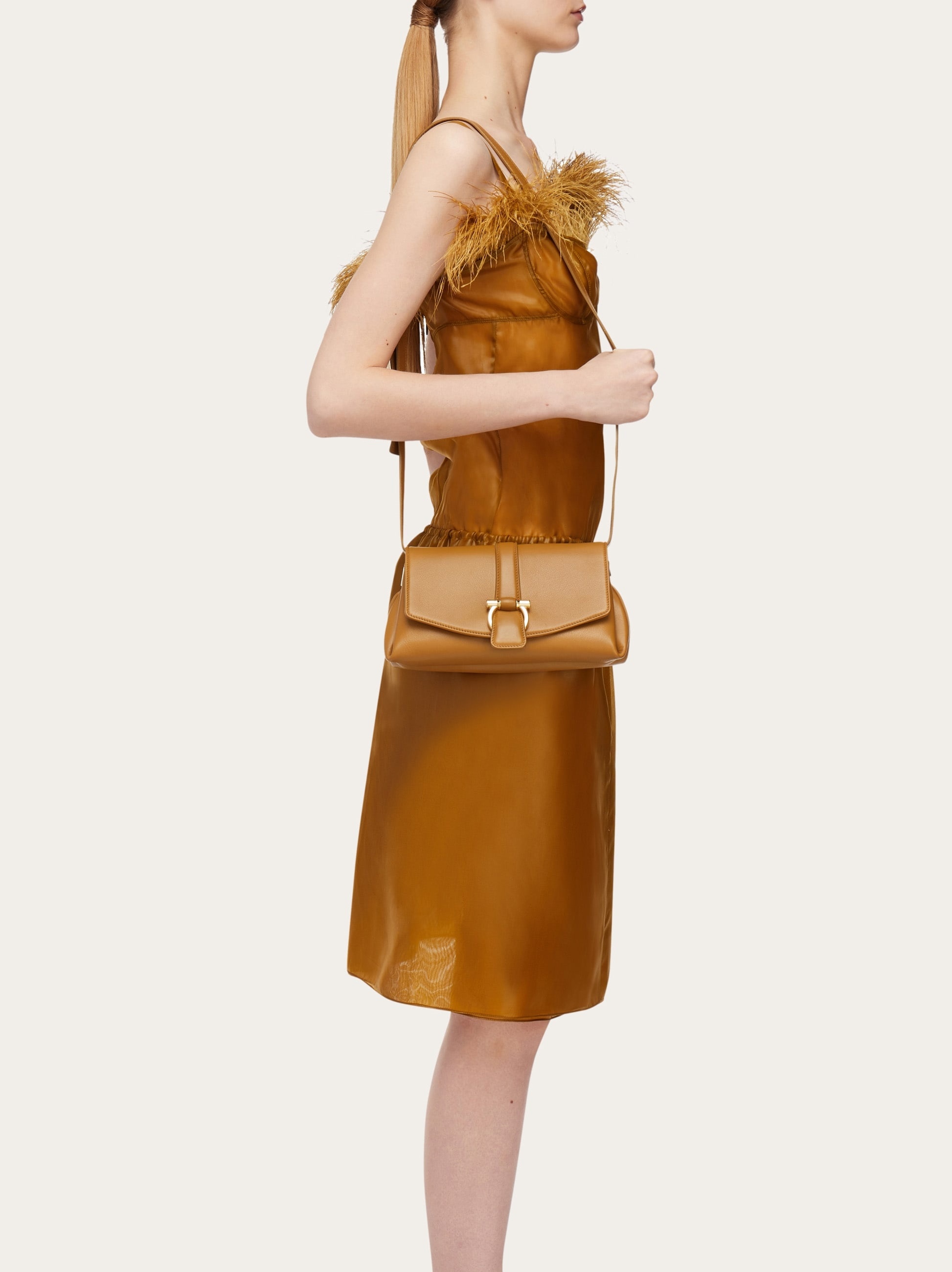 Front flap crossbody bag (S) - 9