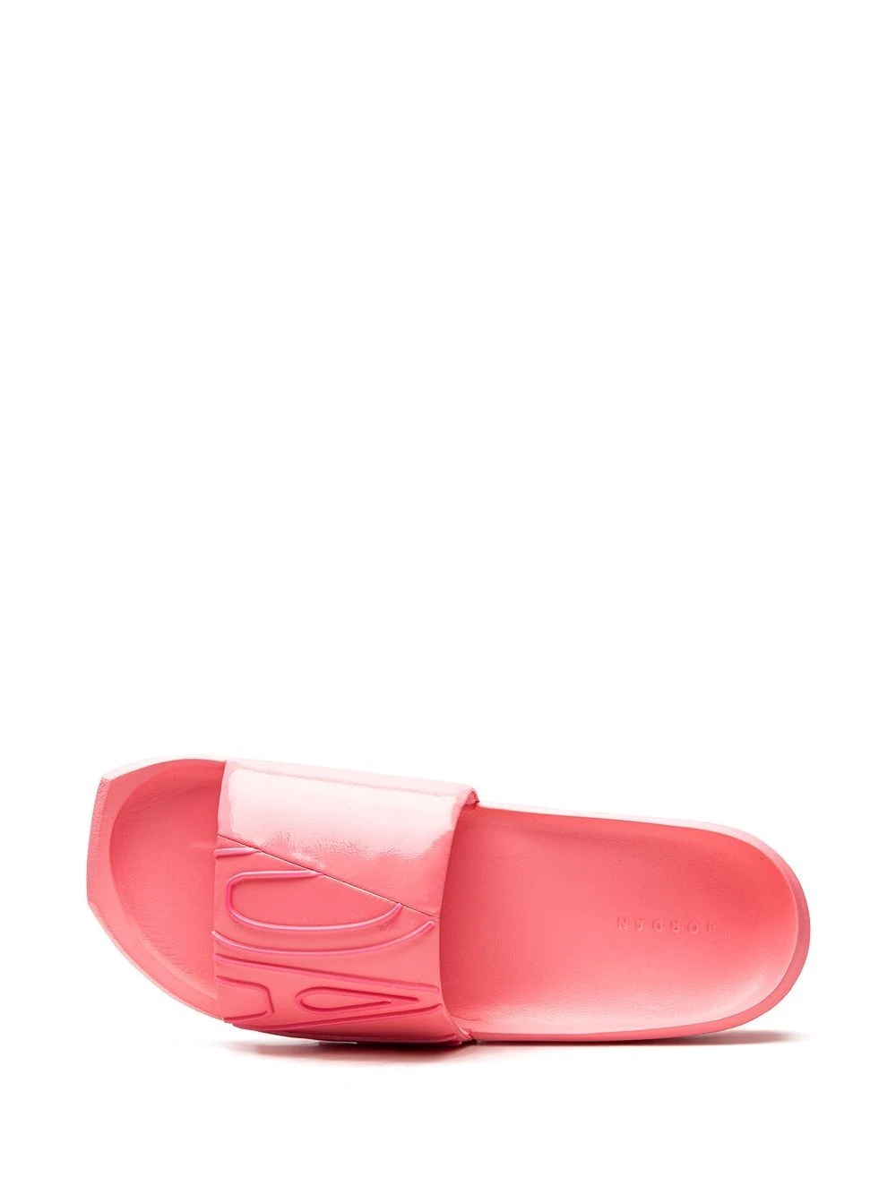 Nola raised-logo slides - 4