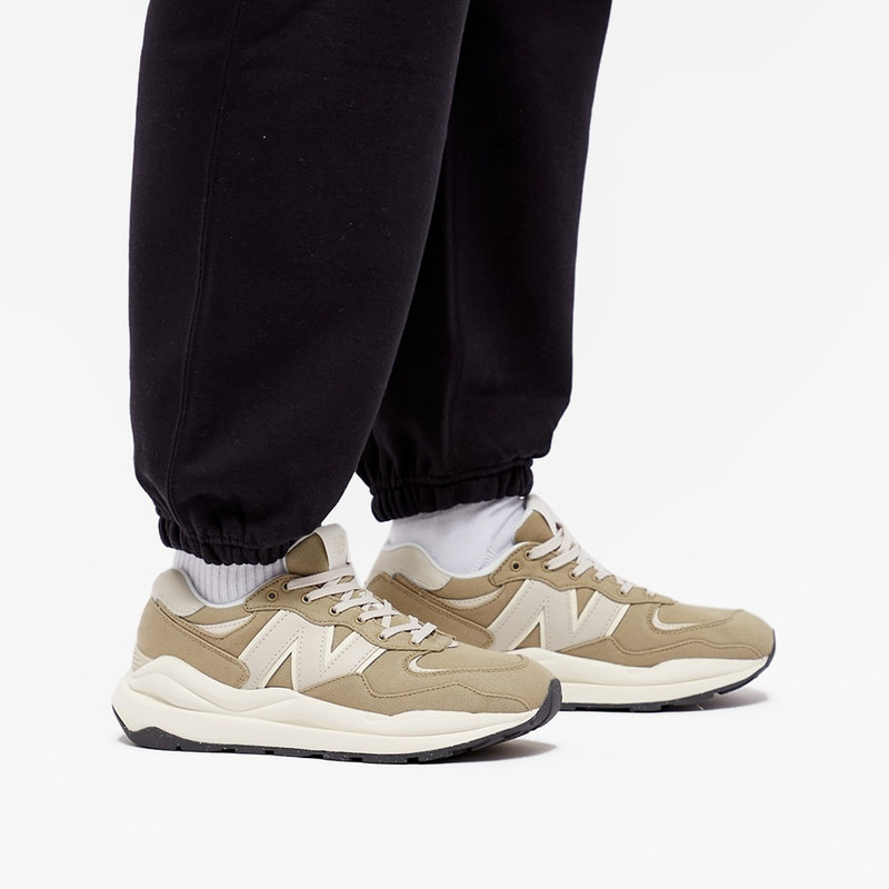 New Balance New Balance W5740PDB outlook