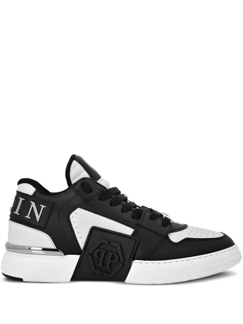 Phantom Kicks skull-plaque leather sneakers 1