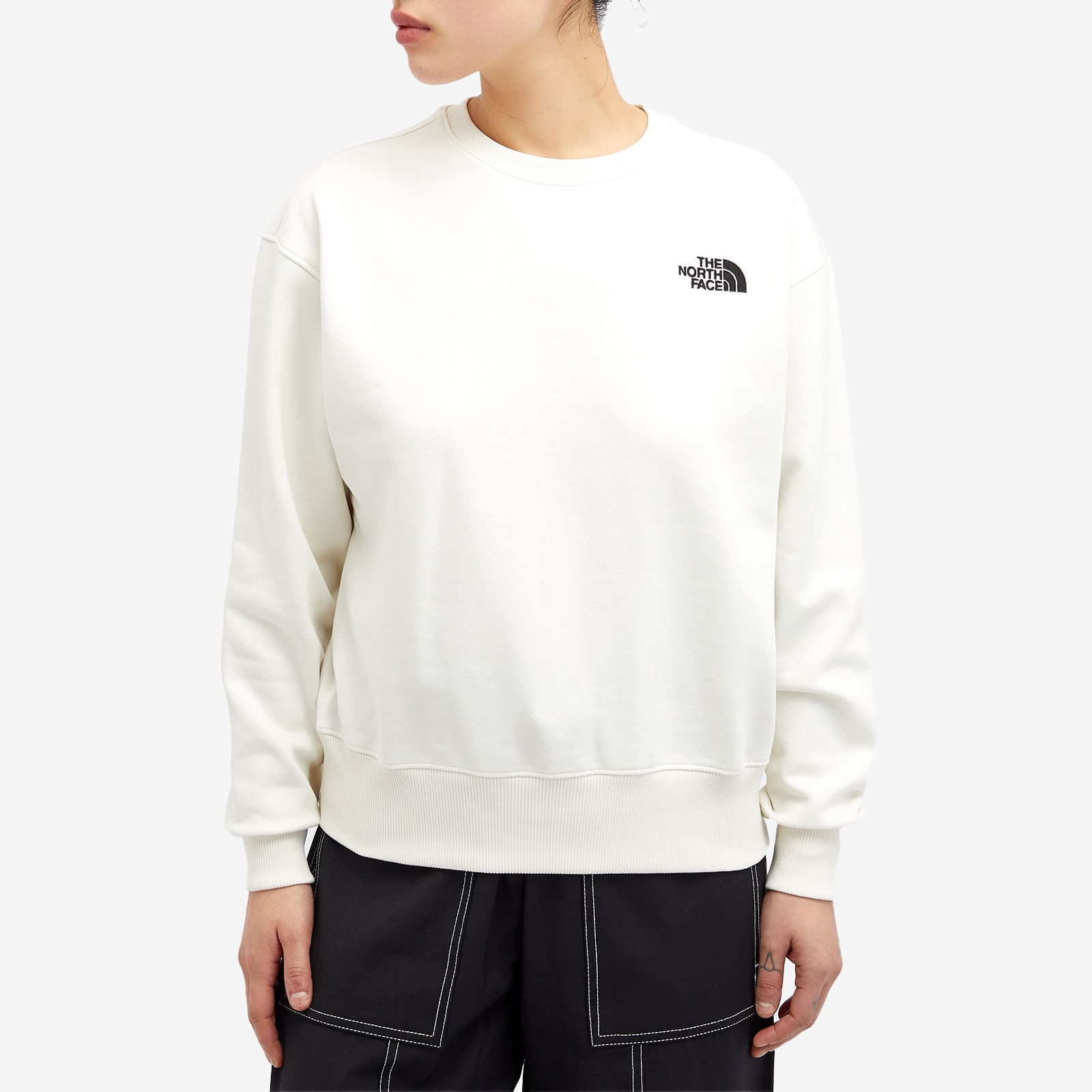 The North Face Essential Crew Sweat - 2