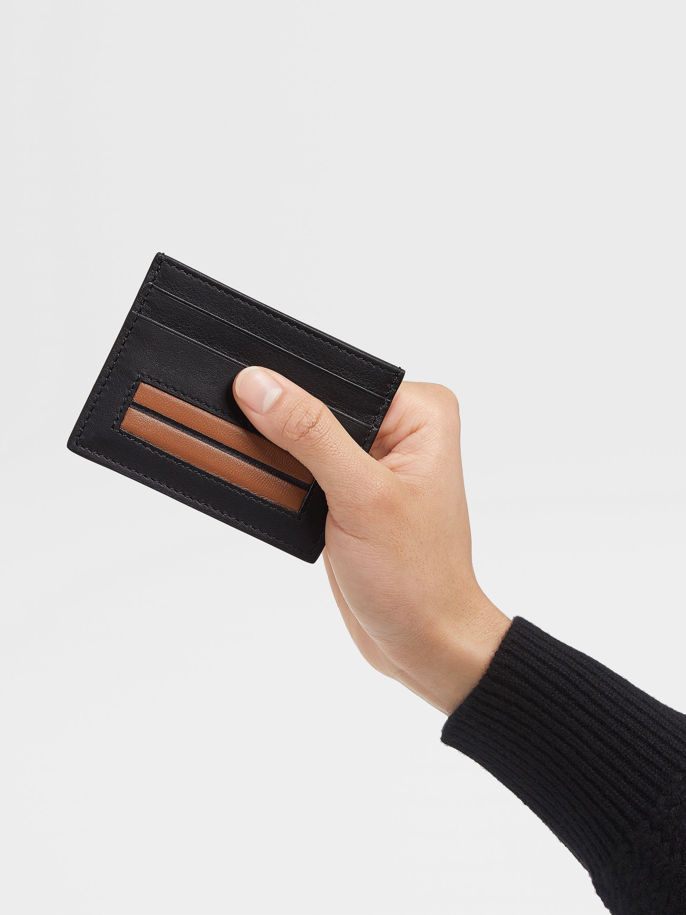 BLACK LEATHER CARD CASE - 4