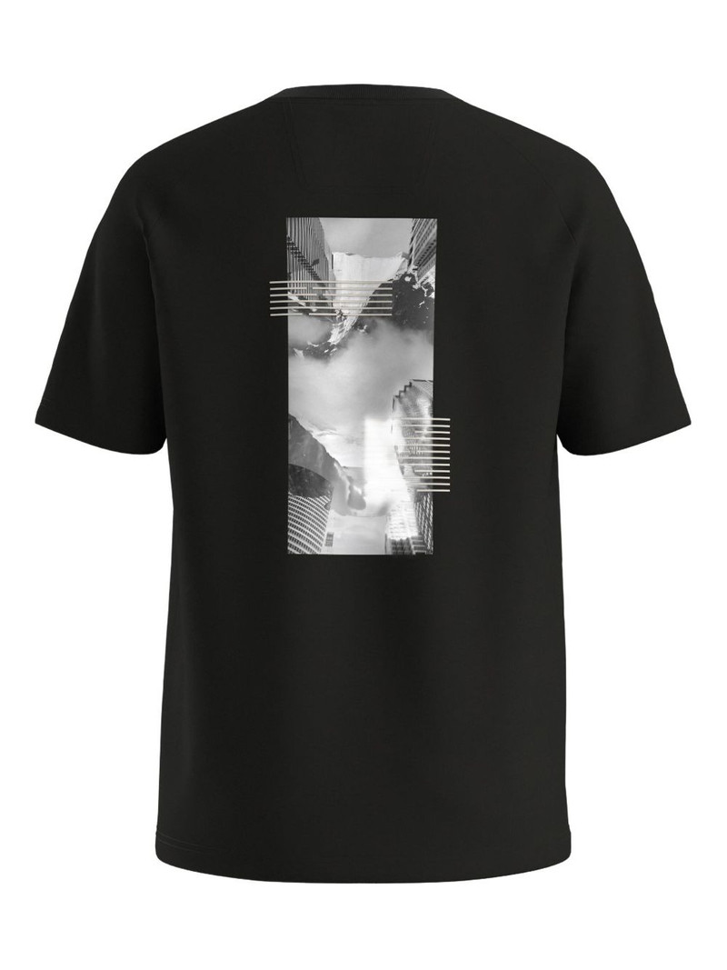 BOSS graphic-print T-shirt outlook