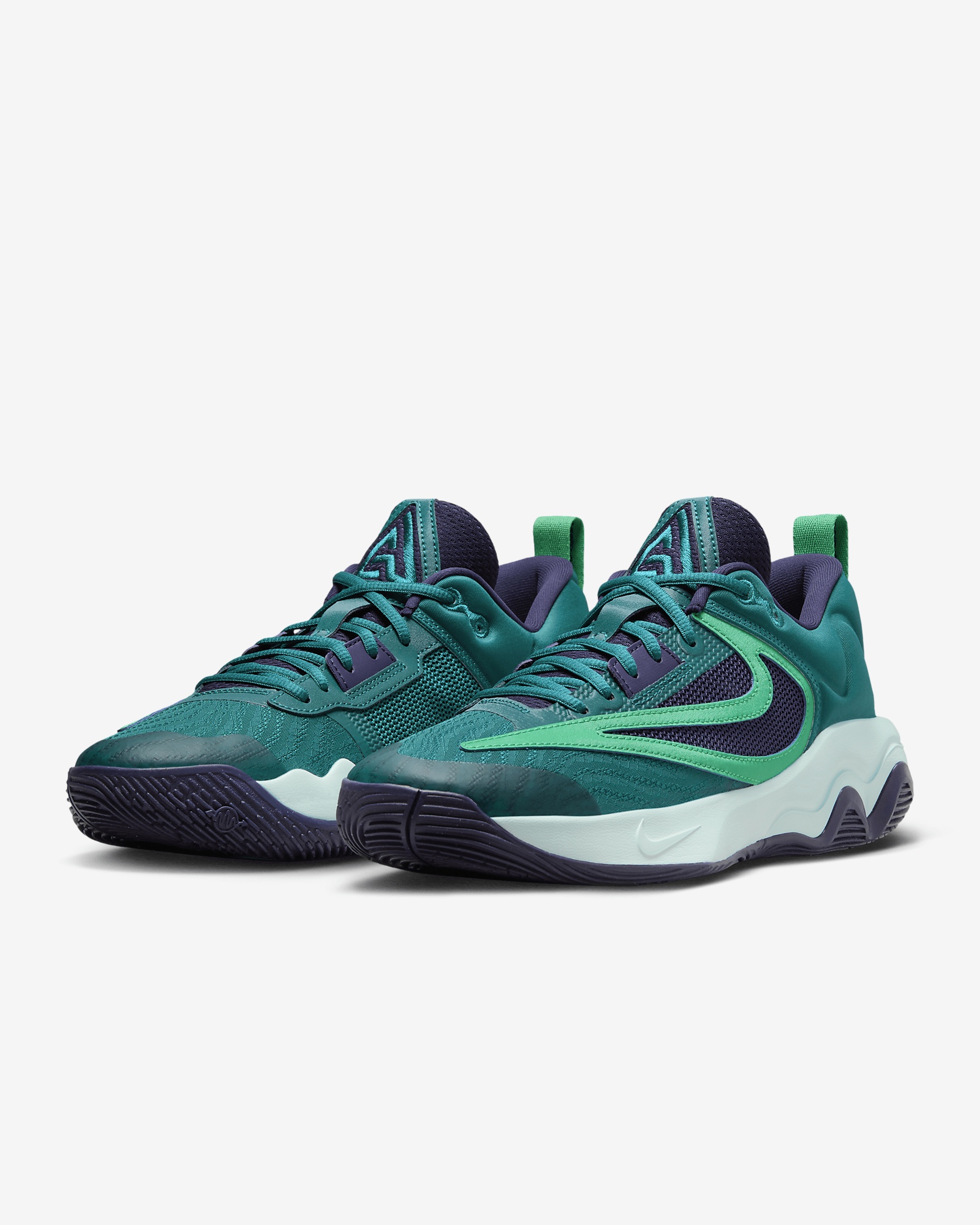 Nike Men's Giannis Immortality 3 Basketball Shoes - 5