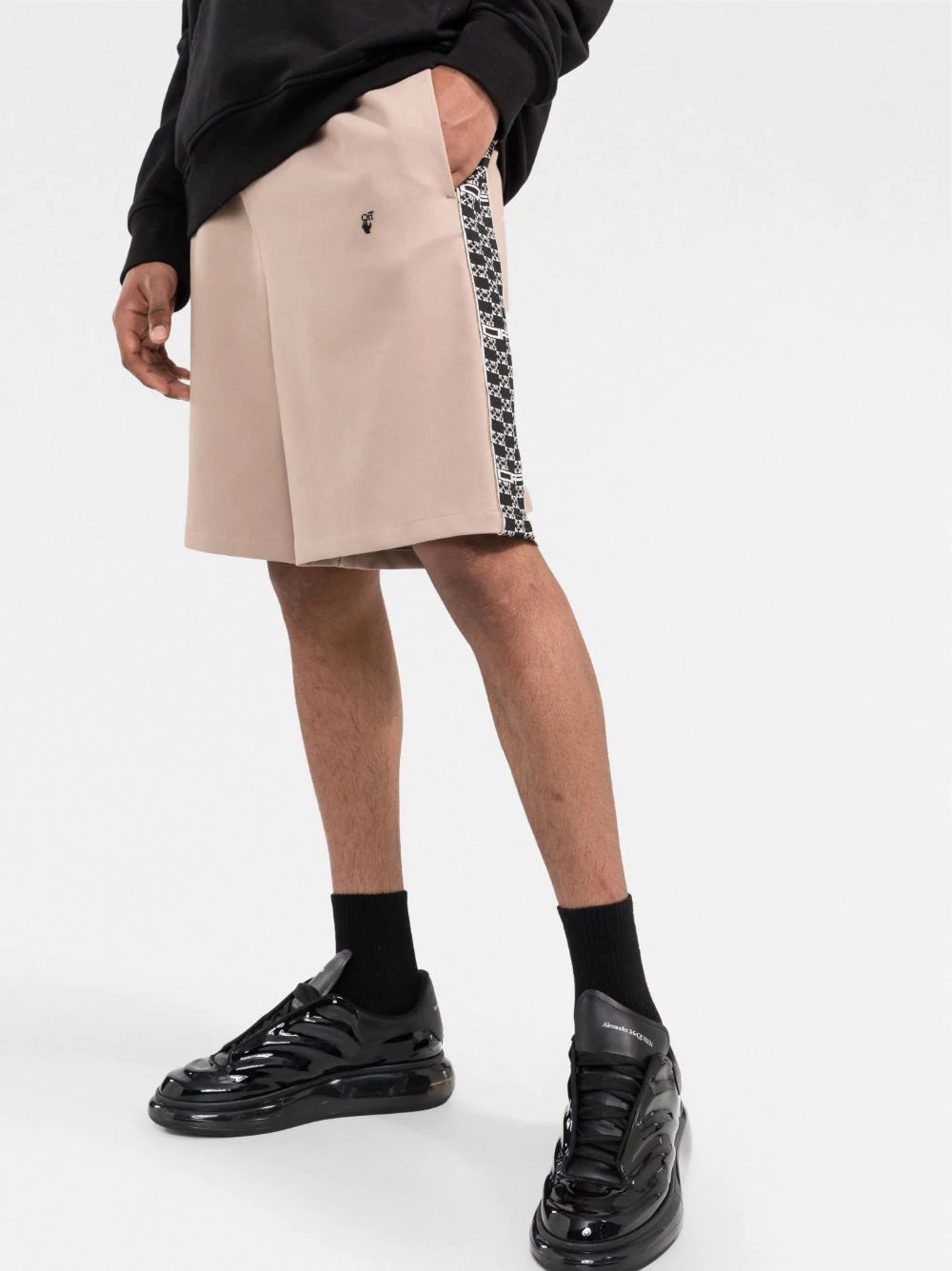 printed arrows panel shorts - 3